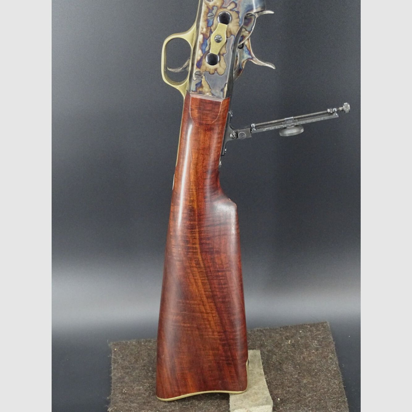 Pedersoli Rolling Block ośmiokątny bieg 28mm kaliber .45-70 diopter Rolling Block z diopterem