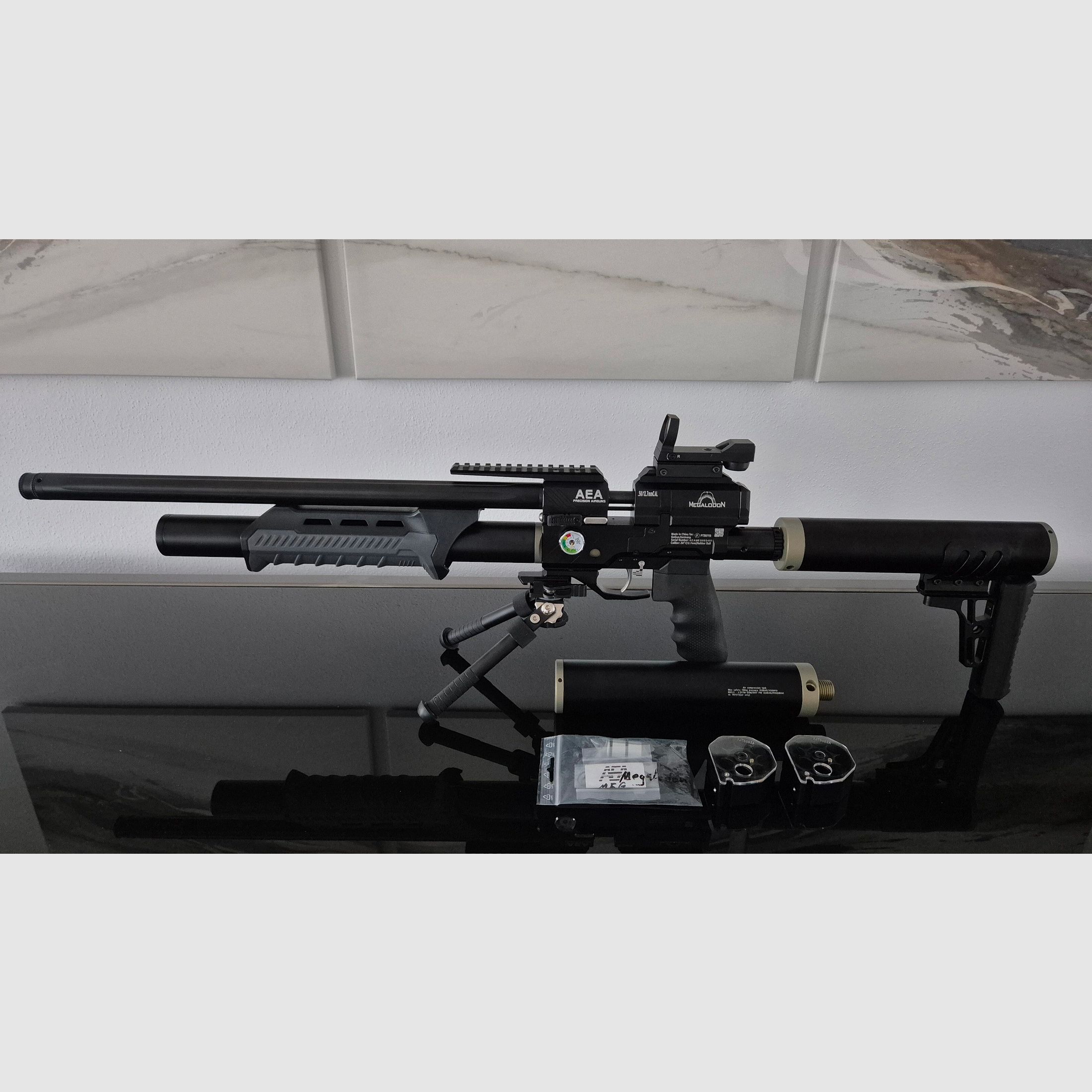 AEA Megalodon + tanque adicional + Reddot