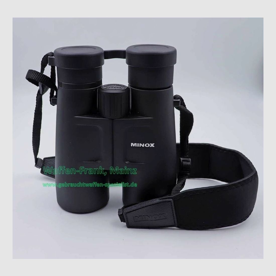 Minox X-active 8x56
