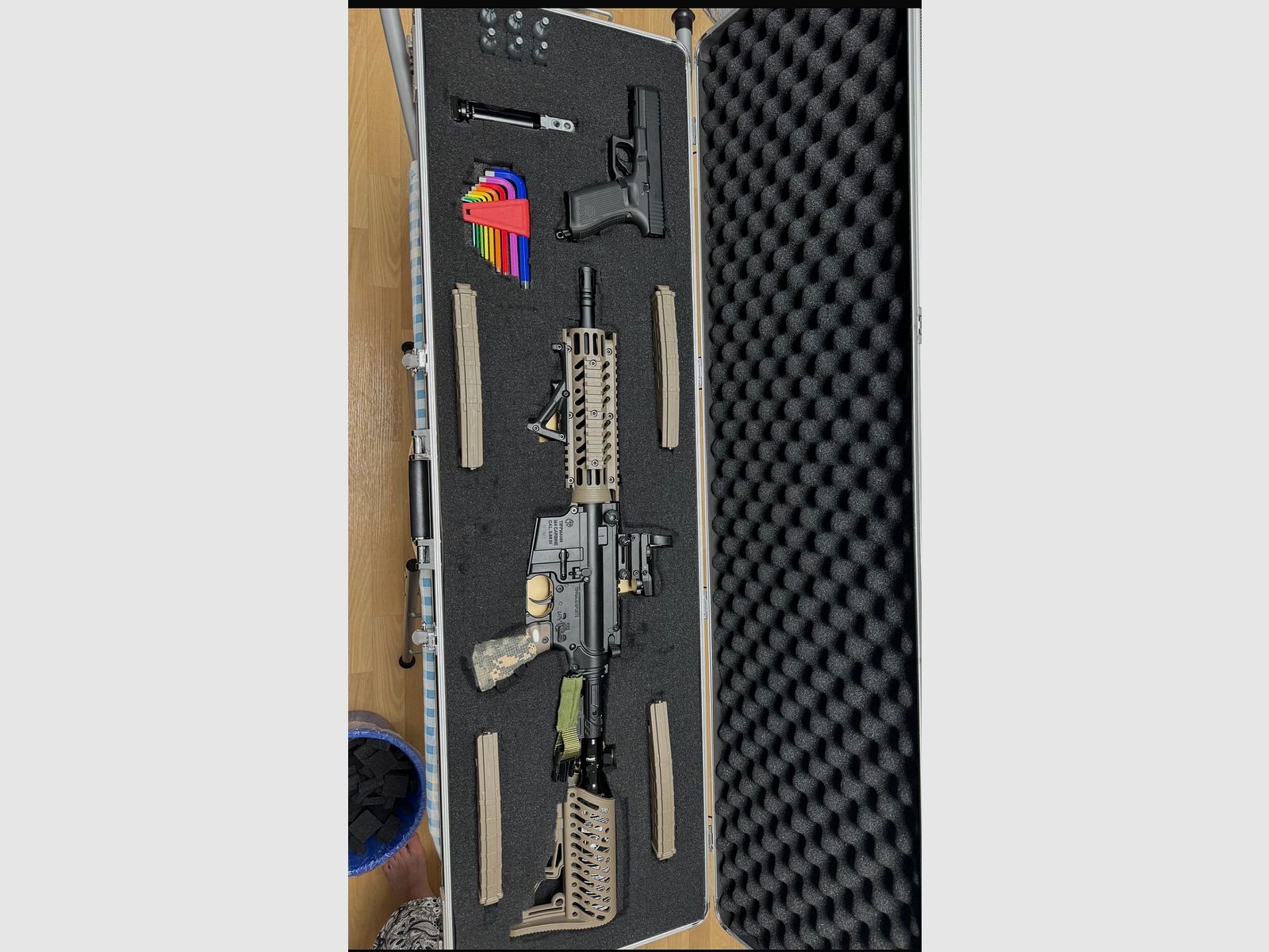 Tippmann TMC y Glock