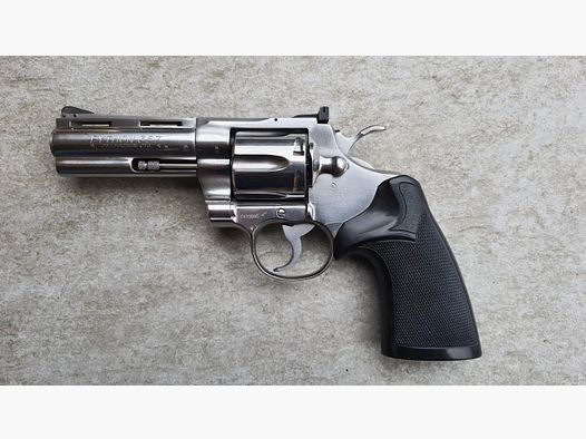 REVOLVER COLT’S MOD. PYTHON 4 ” KAL. 357 INOX