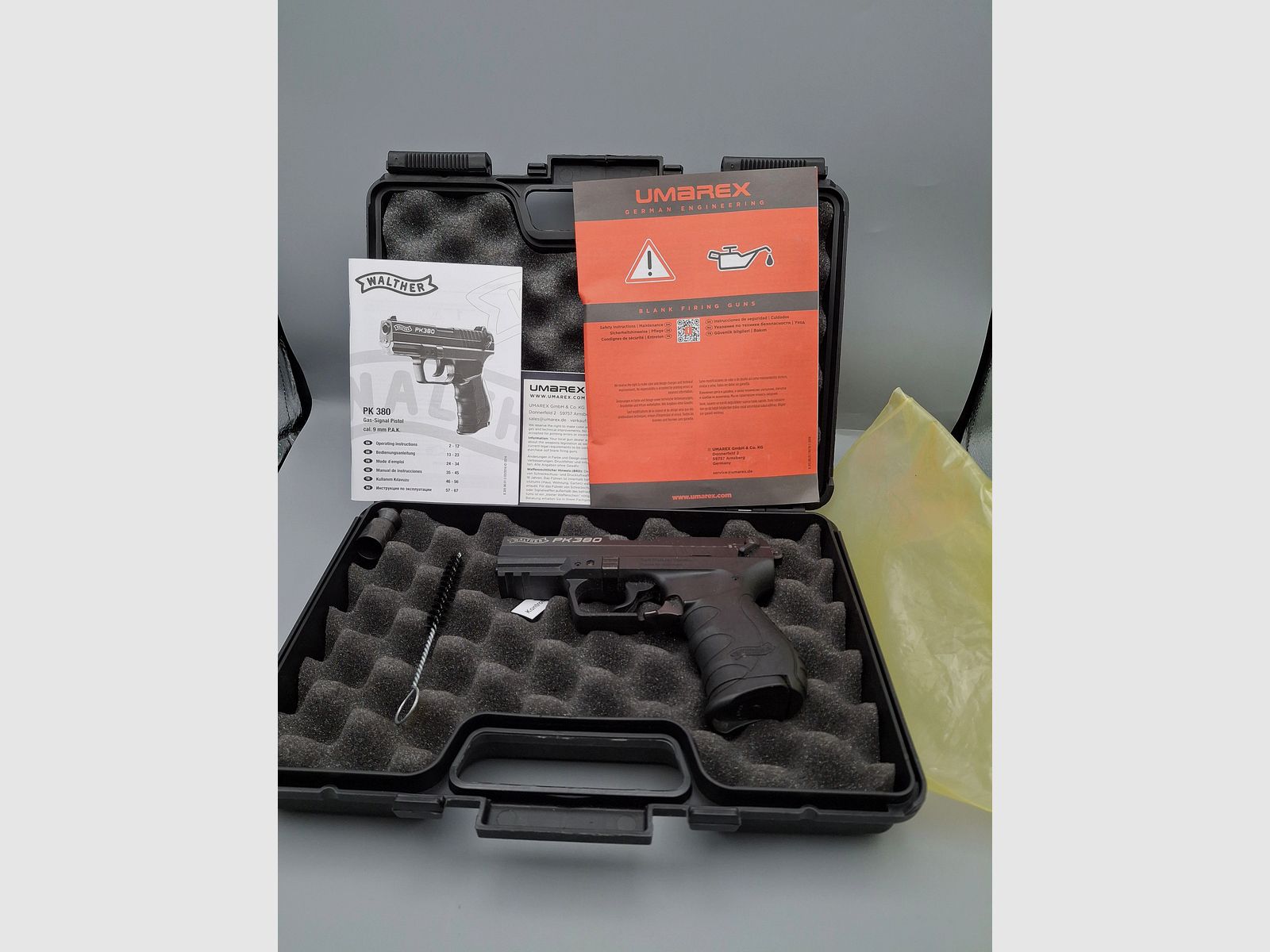 Biete eine Walther PK 380 PAK