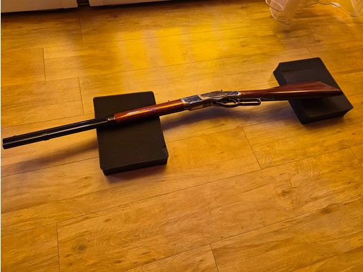Underlever repeater UBERTI Mod. 1873 caliber 357 Magnum