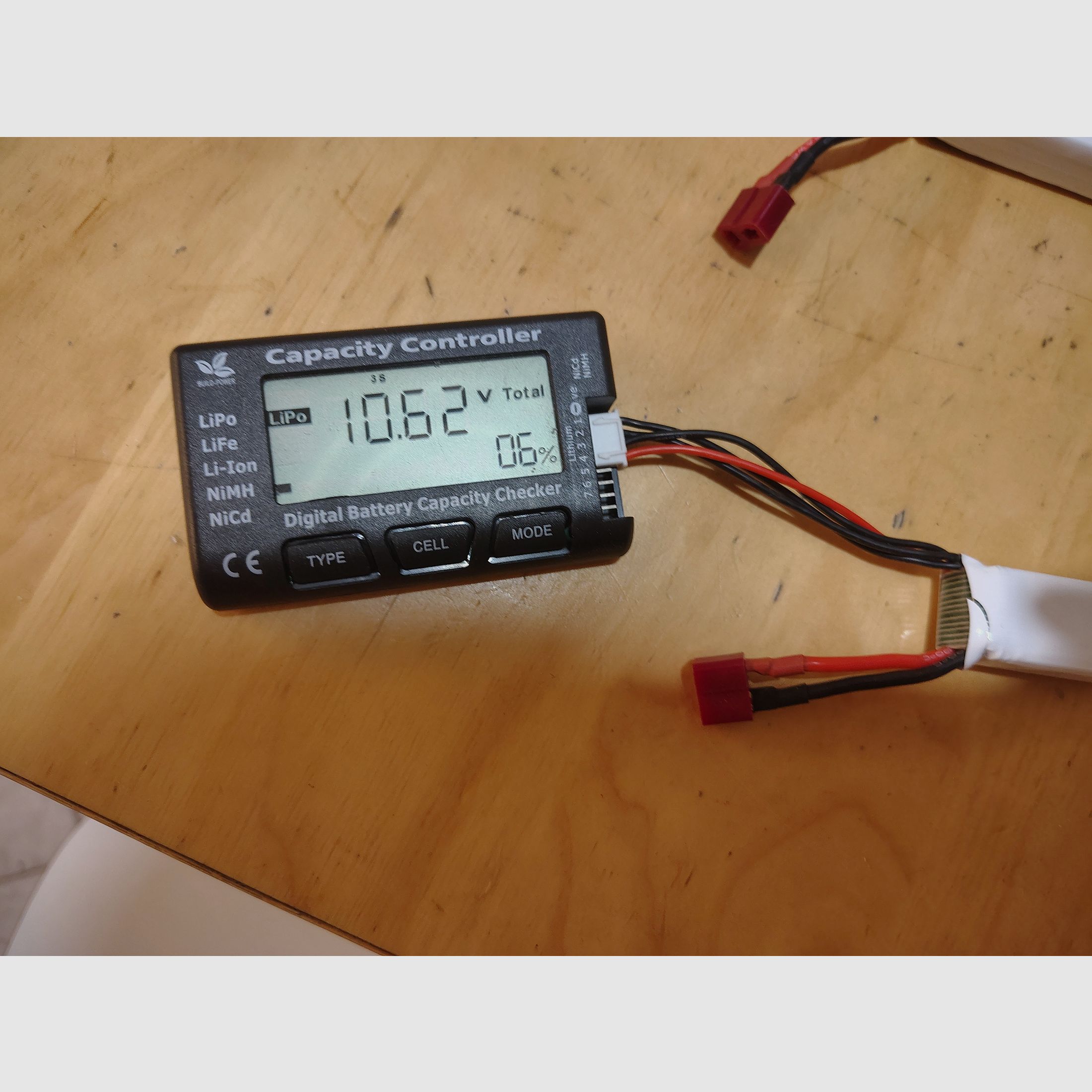 6x Airsoft LiPo Akku Set (11.1V & 7.4V) – Geprüft per Tester + LiPo Guard Tasche