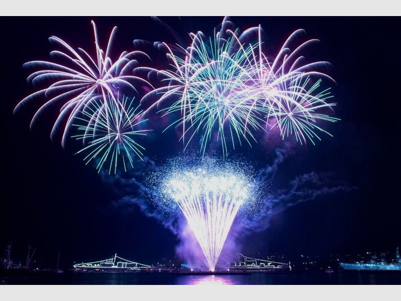 Feuerwerk ganzjährig, Bild 2 von 3