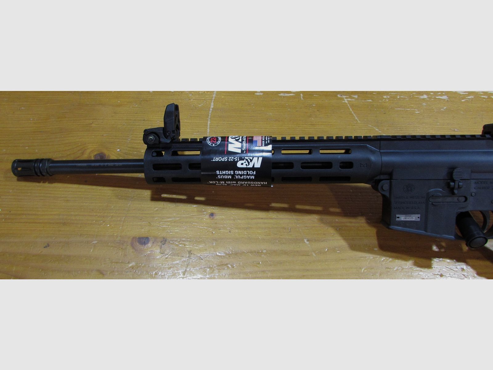 Smith & Wesson MP15-22, Kal. 22lr, Magazin 25 Patronen, Handguard M-LOK, schwarz, 10208, Bild 6 von 6