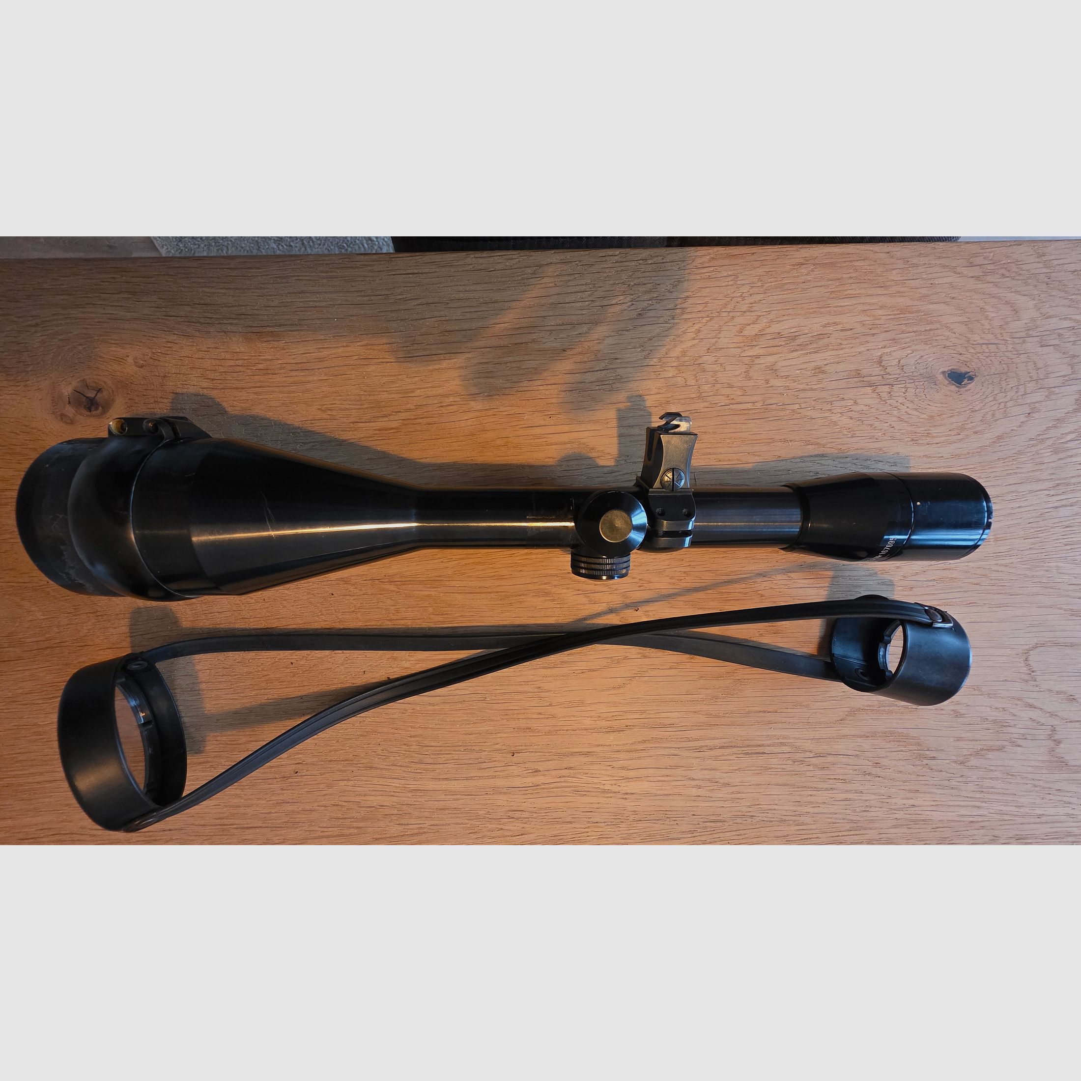 Kahles Helia 8x56 mit Montage