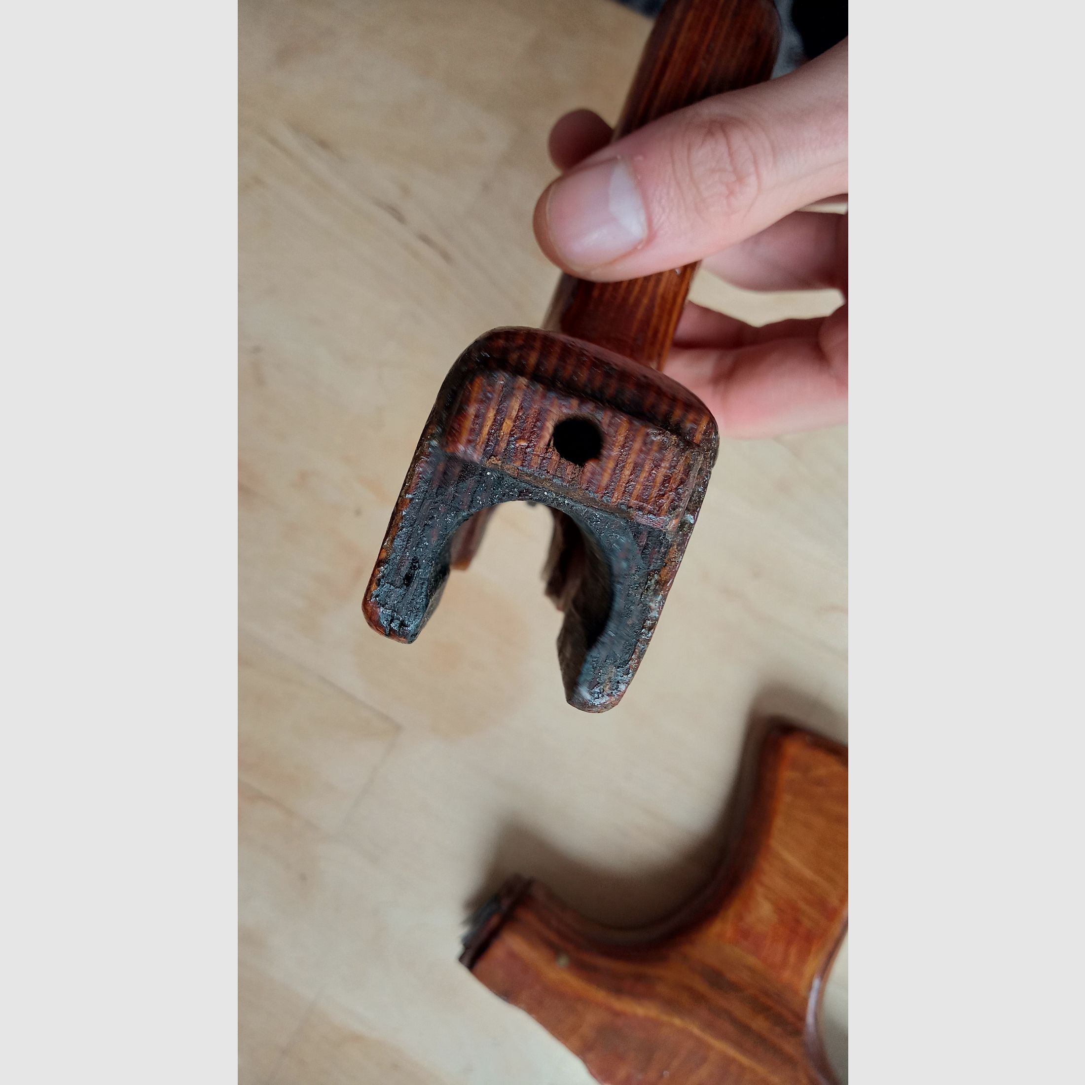 #1 Romanian AKMS lower handguard s.g. donkey-dick (Uluc) for underfolding stock laminated wood Romy Dong PM md.65
