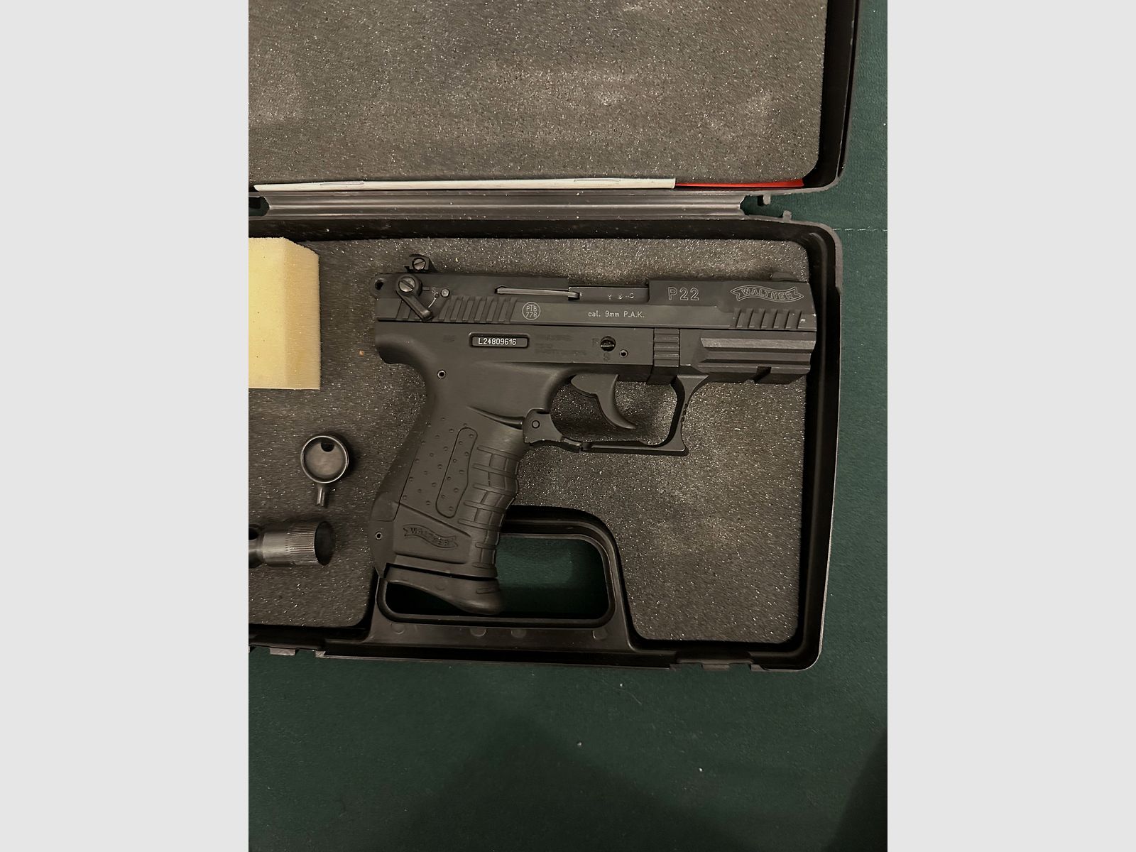 Umarex Walther P 22 ,  cal.  9mm P. A. , schwarz 