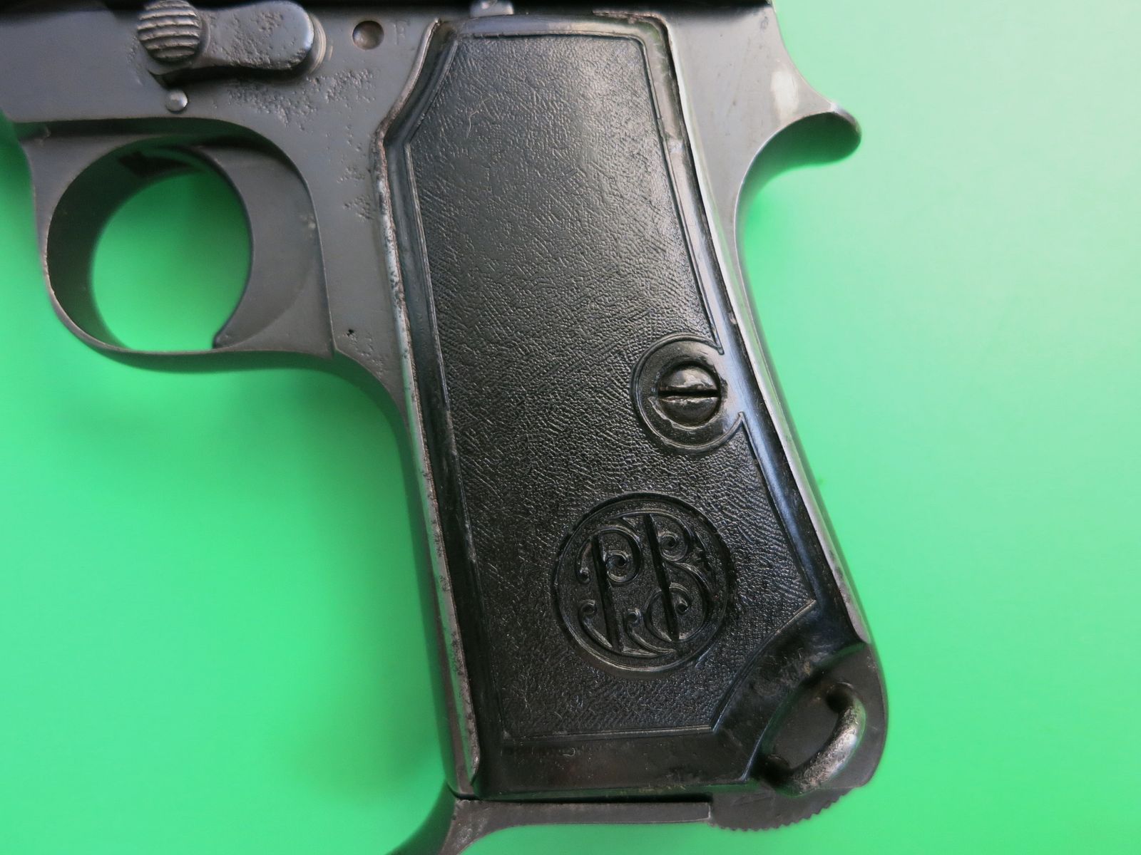 Pistola semiautomática Beretta M1934, 9 mm Corto (380 Auto), Luftwaffe/Heer #33