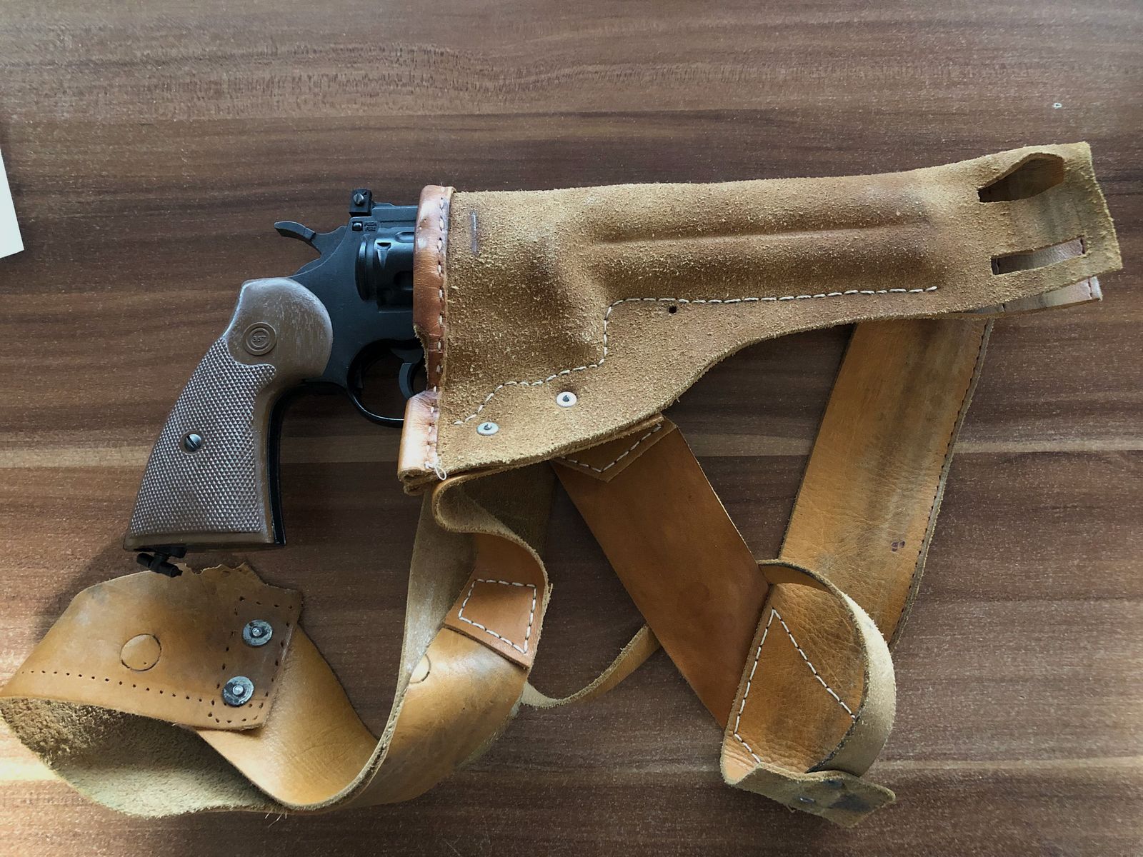 Training revolver (caliber 357) for the discipline 2.55.