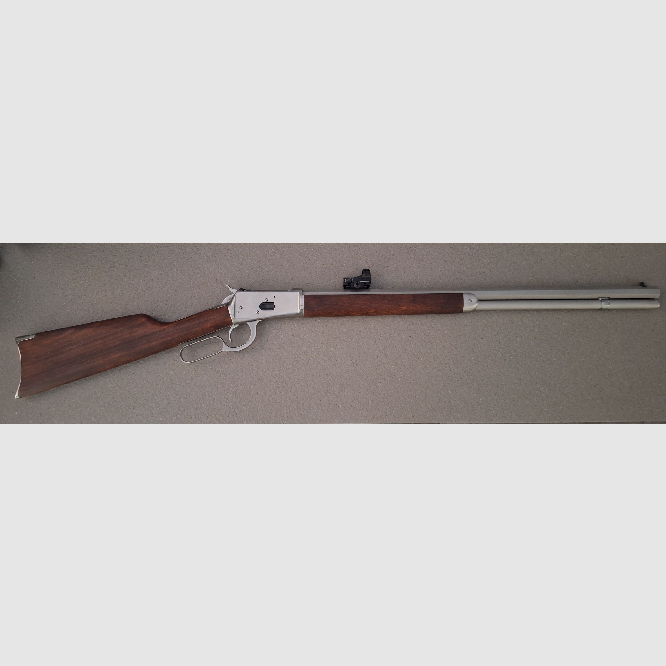 Puma Octagonal, Rossi .44 Magnum 24 inch stainless con Burris Fastfire 3