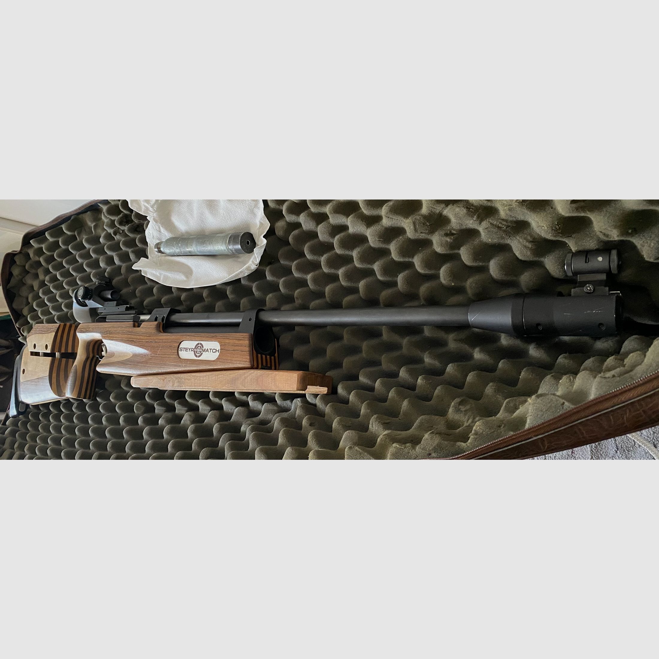 Steyr Match air rifle, image 1 of 2