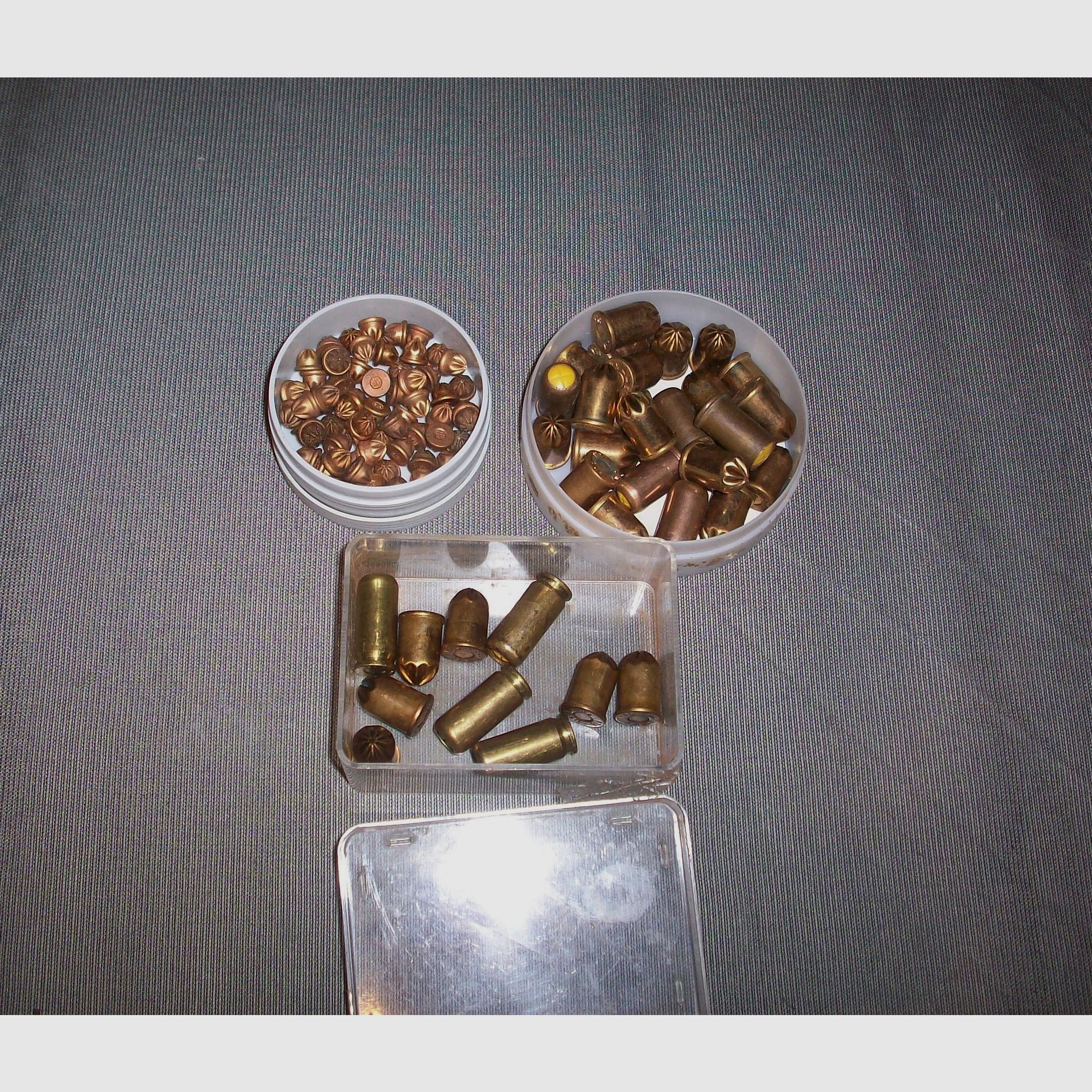 Pistols blank - irritant gas ammunition Cal. 6/9 mm & accessories!