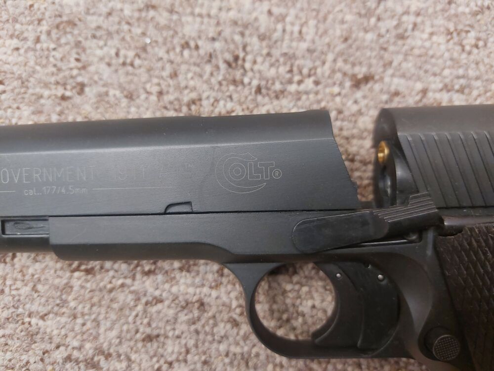 Colt/ Umarex M 1911 A1