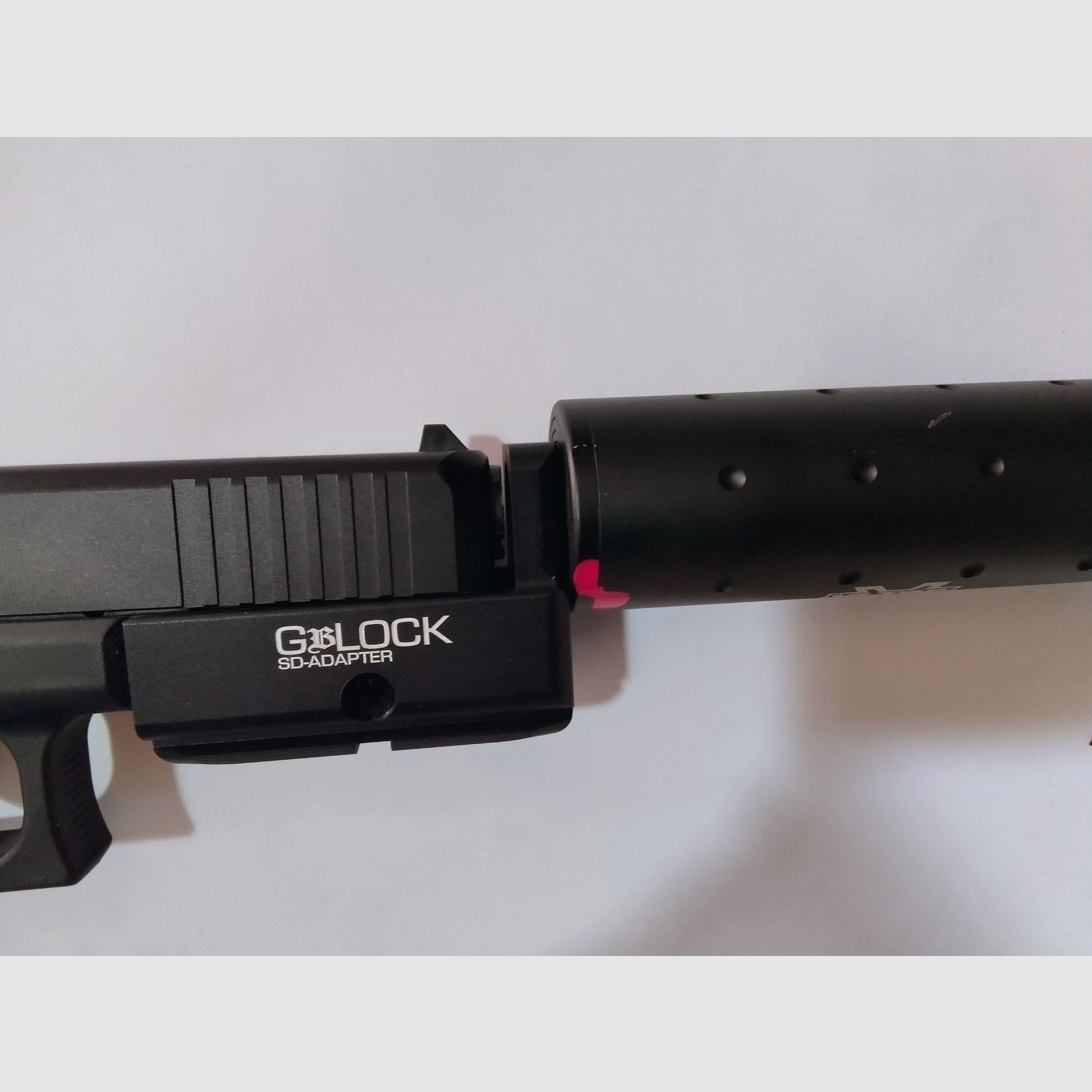 GbLOCK-adapter voor Glock 17 T4E kaliber 0,43 om een demper te installeren