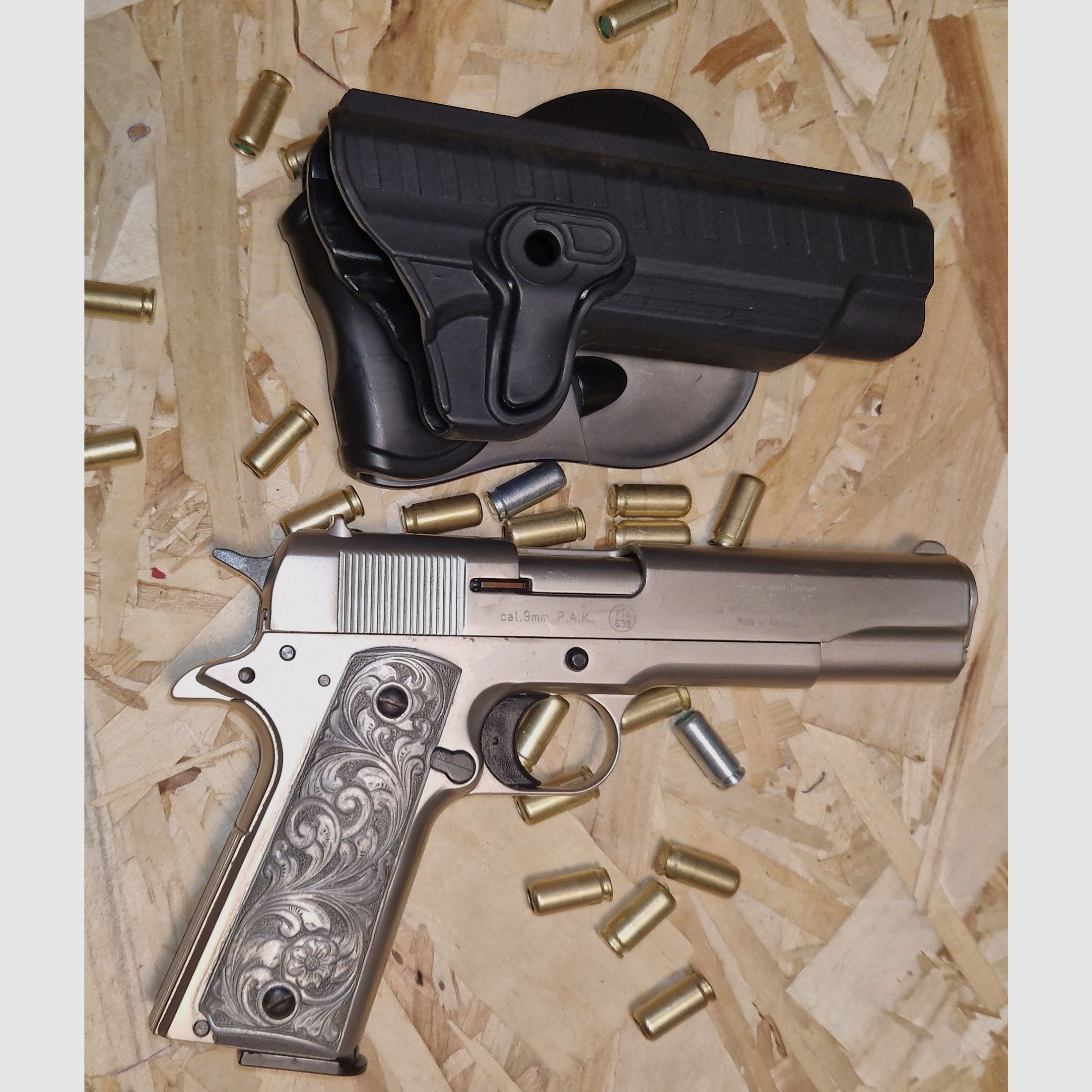 COLT GOVERNMENT 1911  A1 / SILBER / CHROME  / mit  Zubehör / cal. 9mm P.A.K. / PTB 638 / SCHRECKSCHUSS GAS PISTOLE SILVESTER SELBSTVERTEIDIGUNG SAMMLUNG  -----> Beschreibung lesen <------