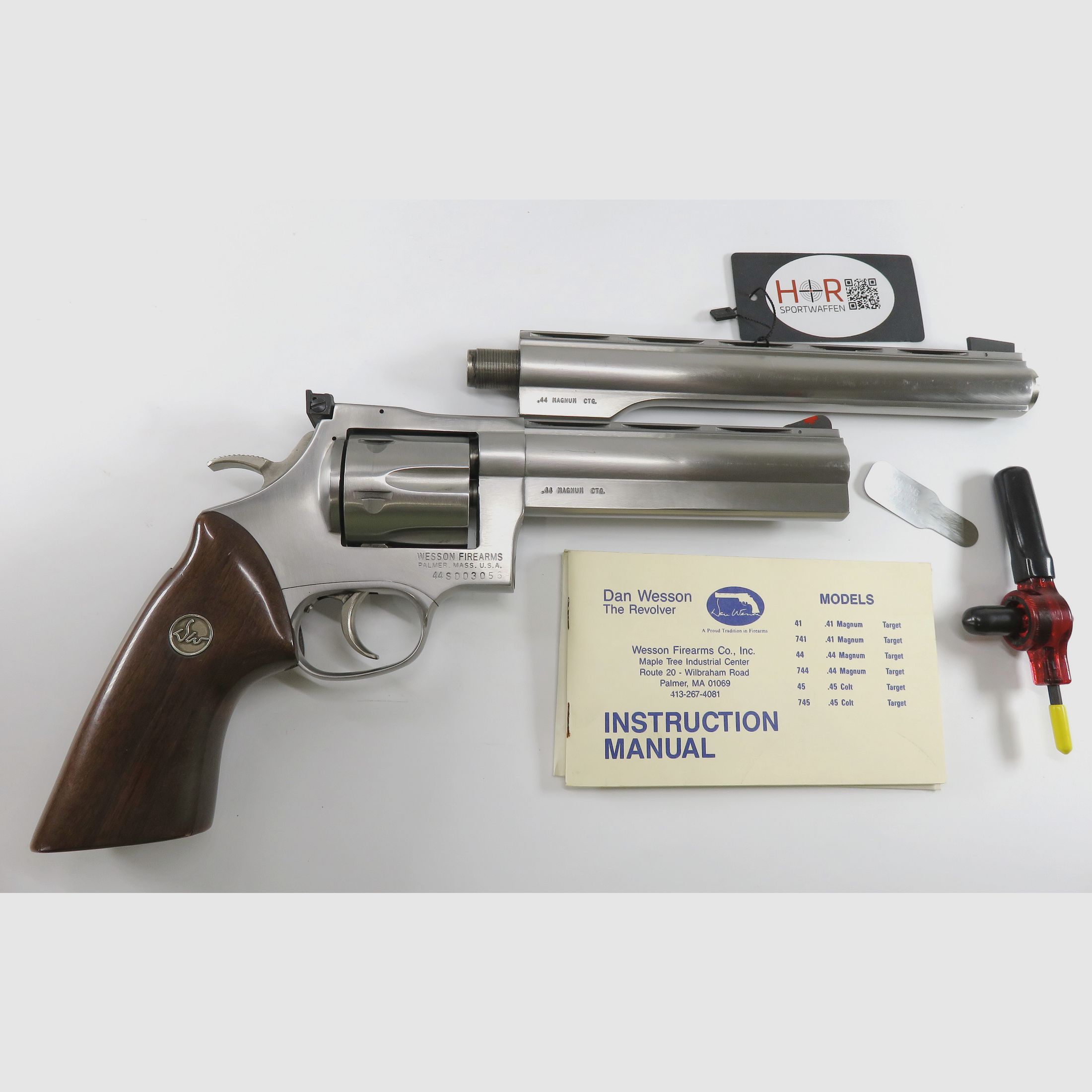 Revolver Dan Wesson Model 44, 6 Zoll UND 10 Zoll Austauschläufe, Kaliber .44 Magnum, Stainless, Target-Ausführung, Top-Zustand