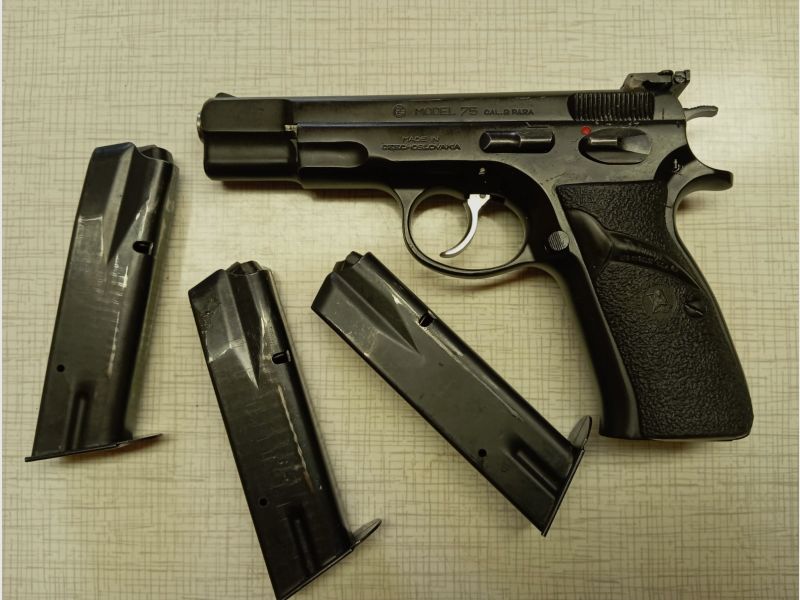 Pistole CZ 75