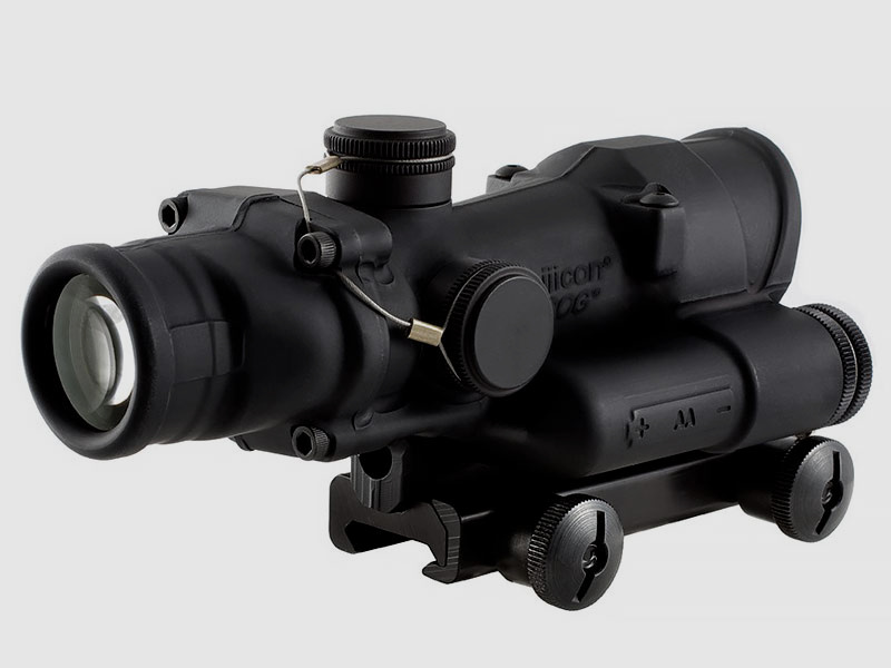 Trijicon ACOG 4x32 Chevron rosso BAC .223, LED