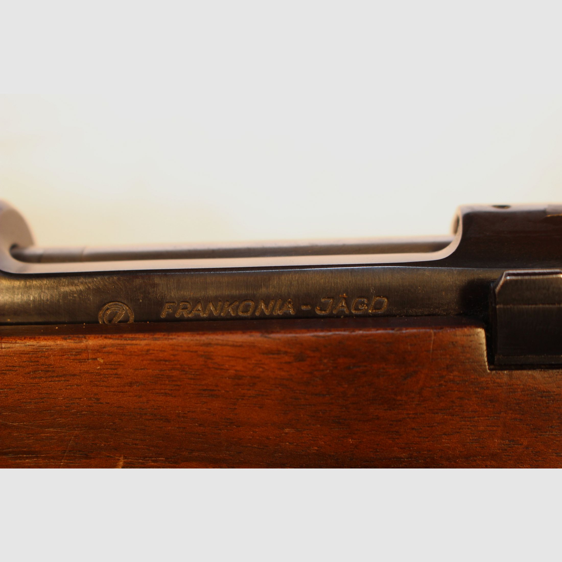 Bolt-action rifle in caliber .270 Winchester.