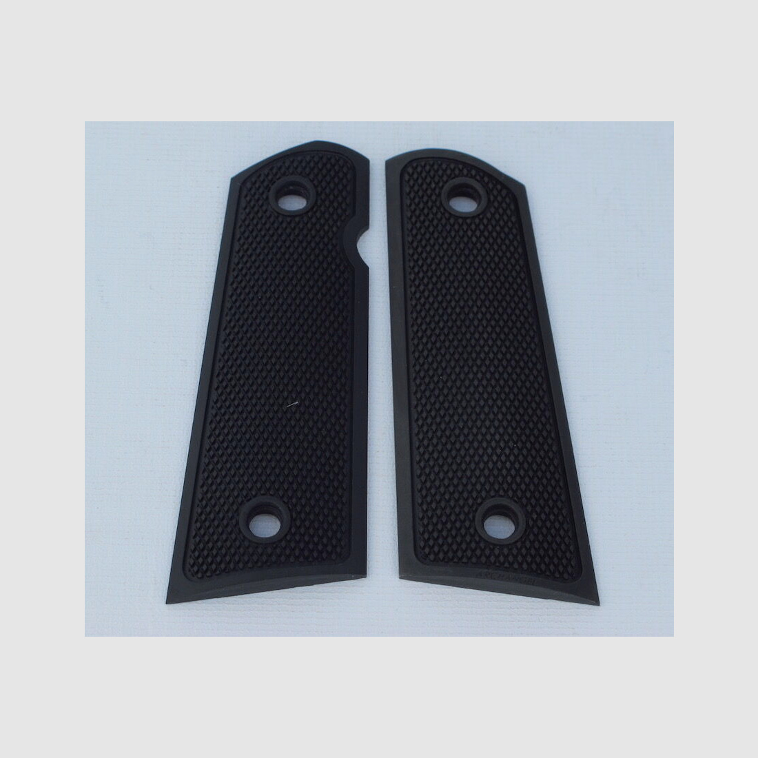 Aluminum grip panels 1911 with fish skin 1911