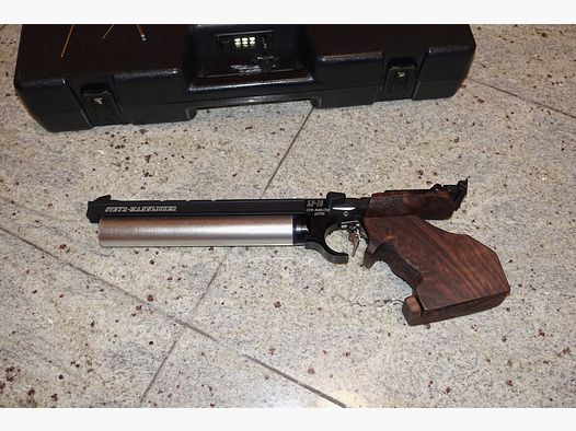 Pistolet sportowy Steyr LP10 z akcesoriami