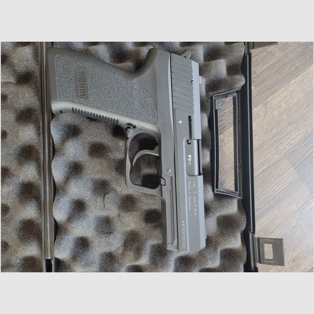 Röhm RG 96 Schreckschuss Pistole, Bild 1 von 3