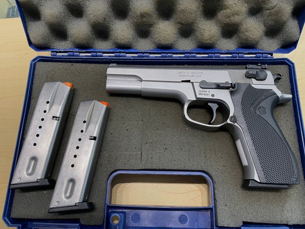 Smith & Wesson Super 9