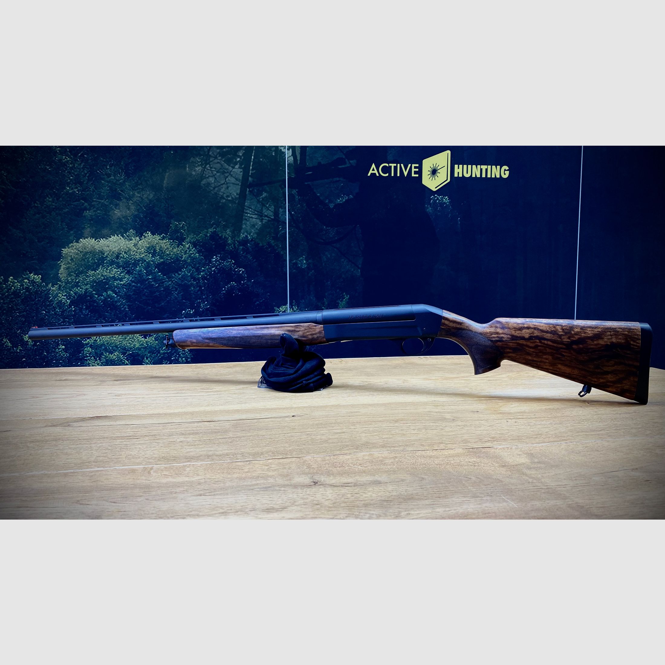 Fusil à répétition automatique Sauer SL5 Ensemble complet / Calibre 12/76 / incluant une mallette, une sangle en cuir, un kit de nettoyage et une casquette Sauer