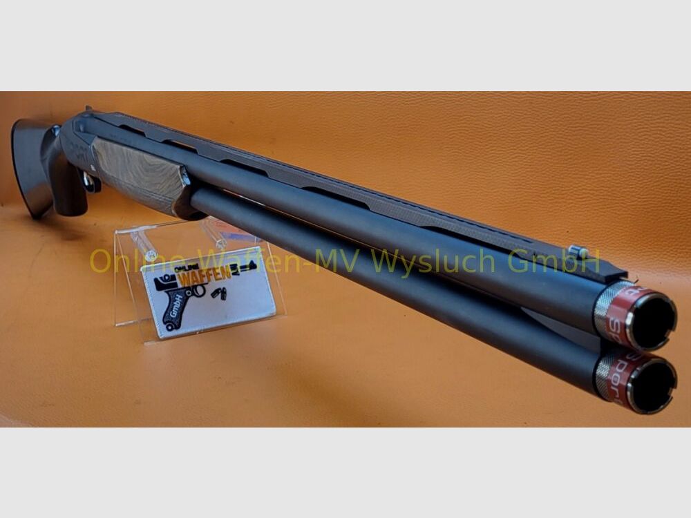 ¡Nuevo! Benelli 828 U Black Sport 81 cañones