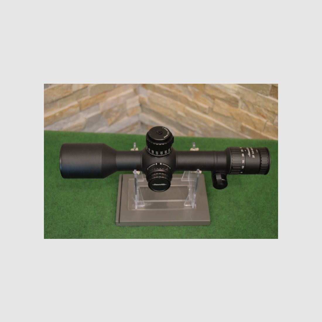 Cassidian Hensoldt 3.5-26x56 FF