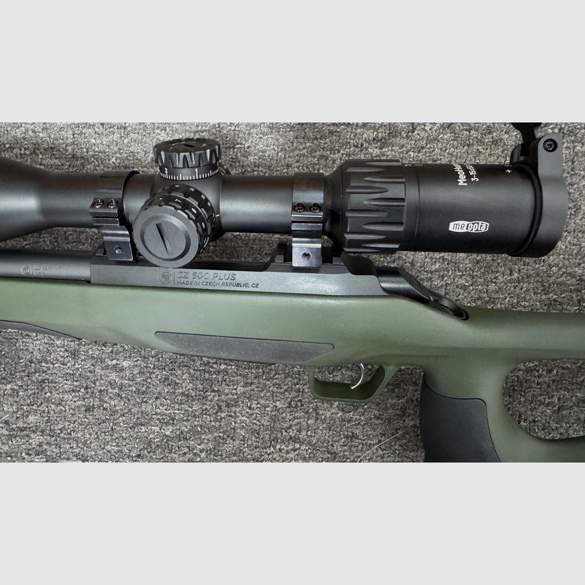 CZ 600 Plus .223 Rem. inkl. Meohunter R5 3-15x50 - Neuwaffe