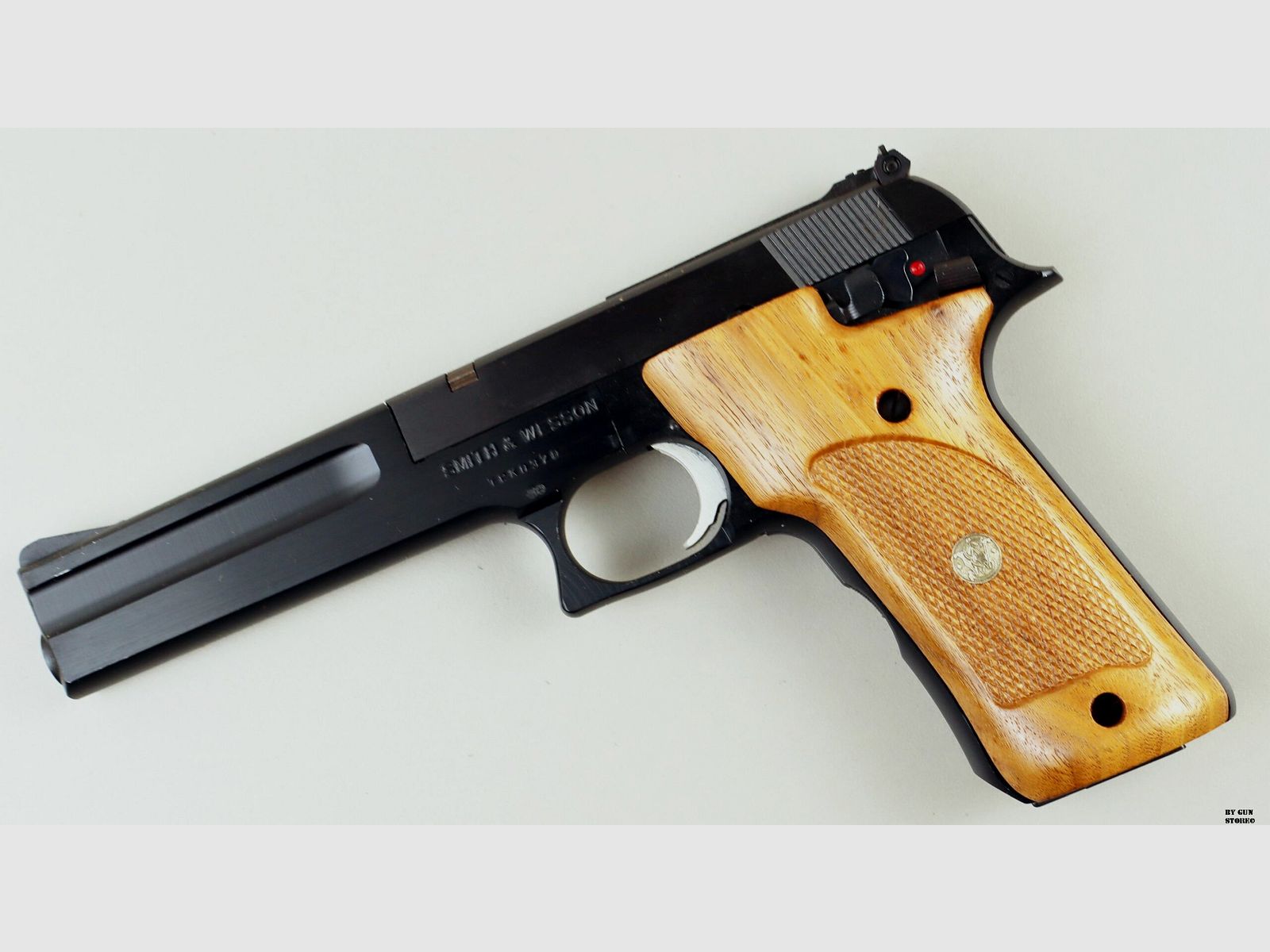 Smith & Wesson pistol mod. 422 cal. 22 LR serial no. TCK0370, image 2 of 10