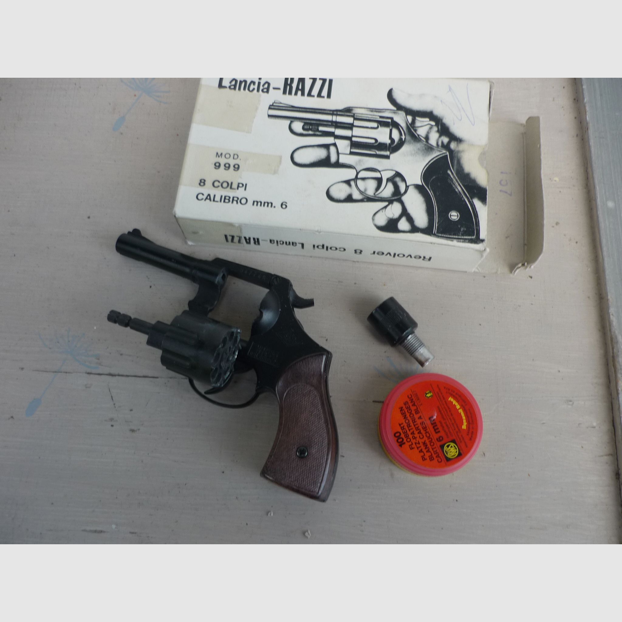 Revolver a salve Lancia RAZZI 6mm