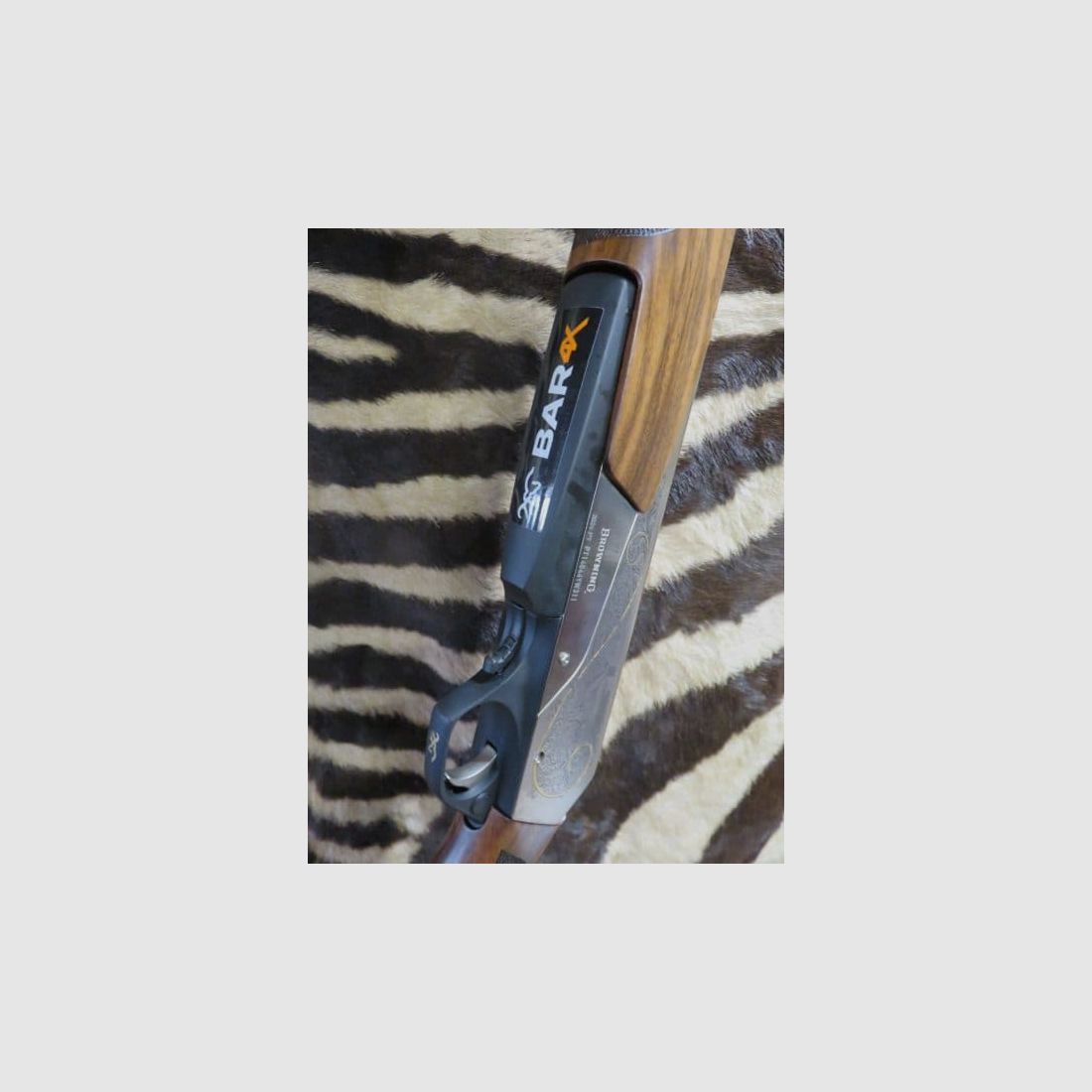 BROWNING Bar 4X Ultimate Repetierbüchse Holz der Klasse 4 Kal.300wm Lauf 61 cm – Waffenkoffer, Bild 5 von 9