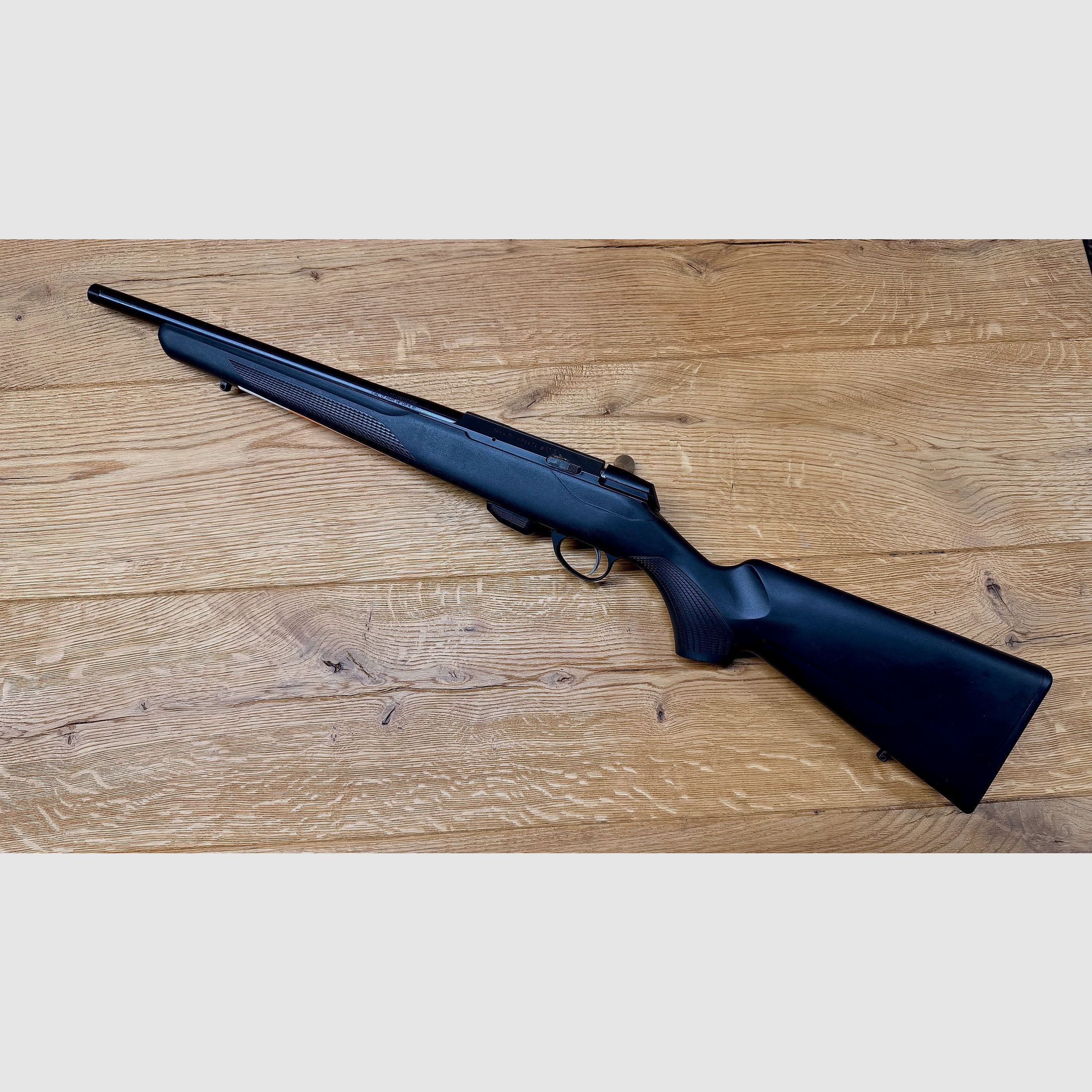 Tikka T1x .17HMR / LL nach Wahl / Flintenabzug / 1/2x20 UNF Mündungsgewinde / 10-Schuss-Magazin