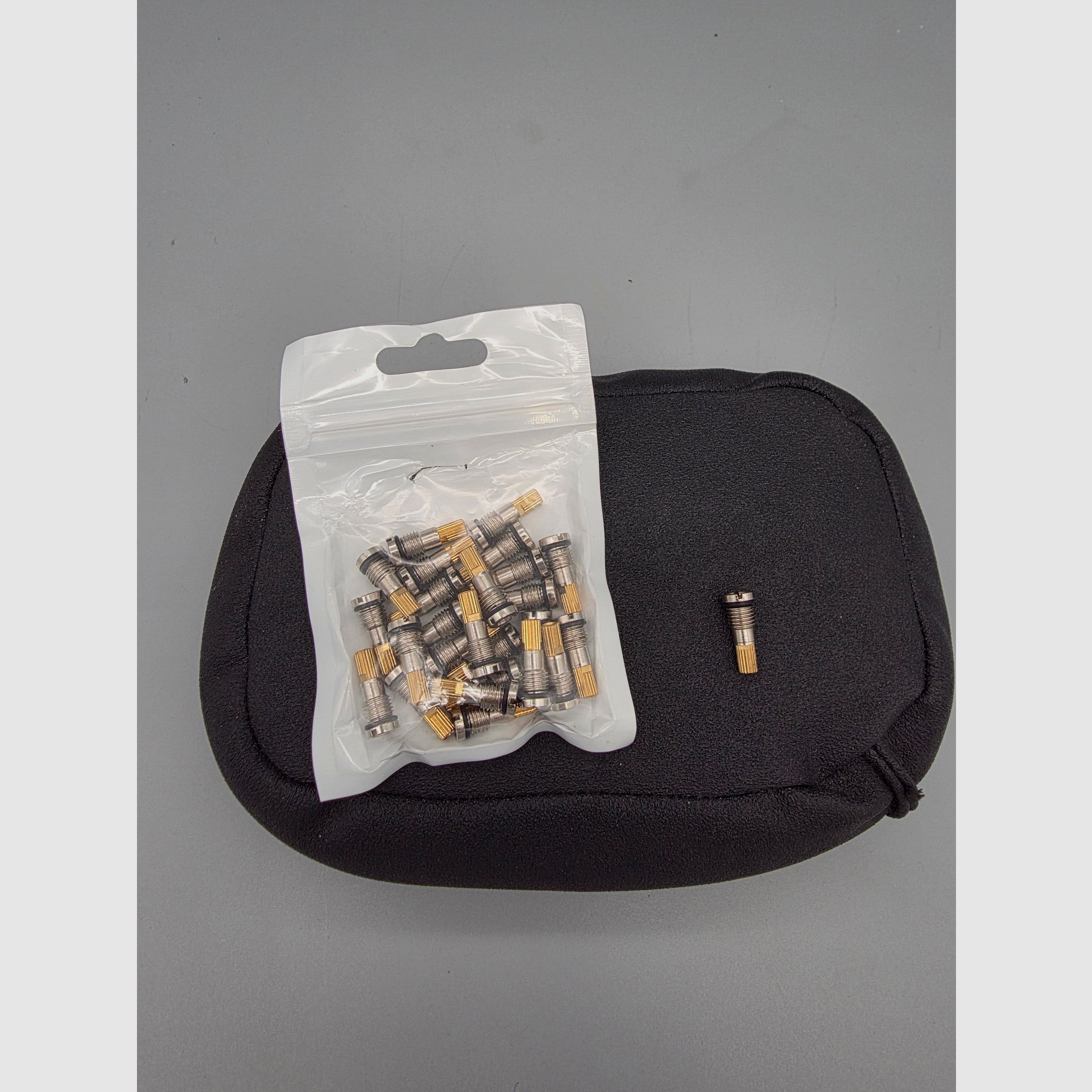 Konvolut 25x Ventil Füllventil M6 Federdruck Gas AEG S-AEG Softair Pistole 6mm BB Airsoft