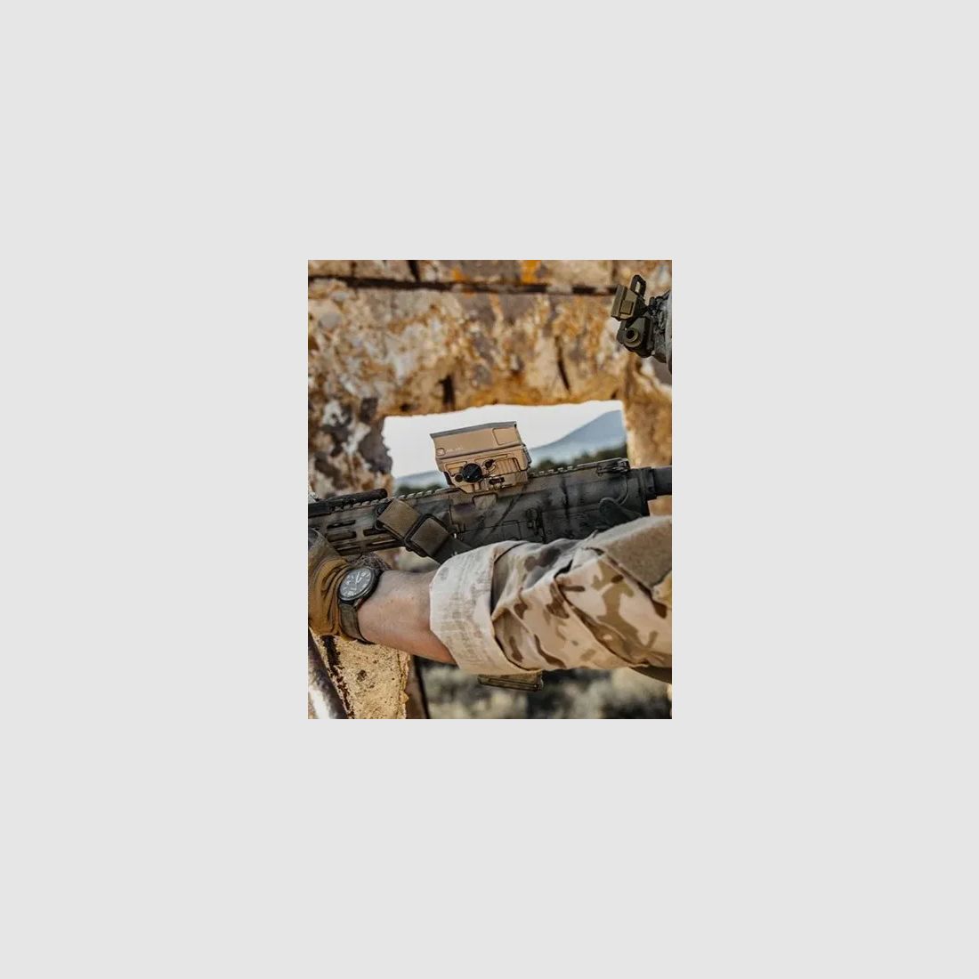 VORTEX OPTICS, AMG UH-1 Gen II, FDE, image 3 sur 4
