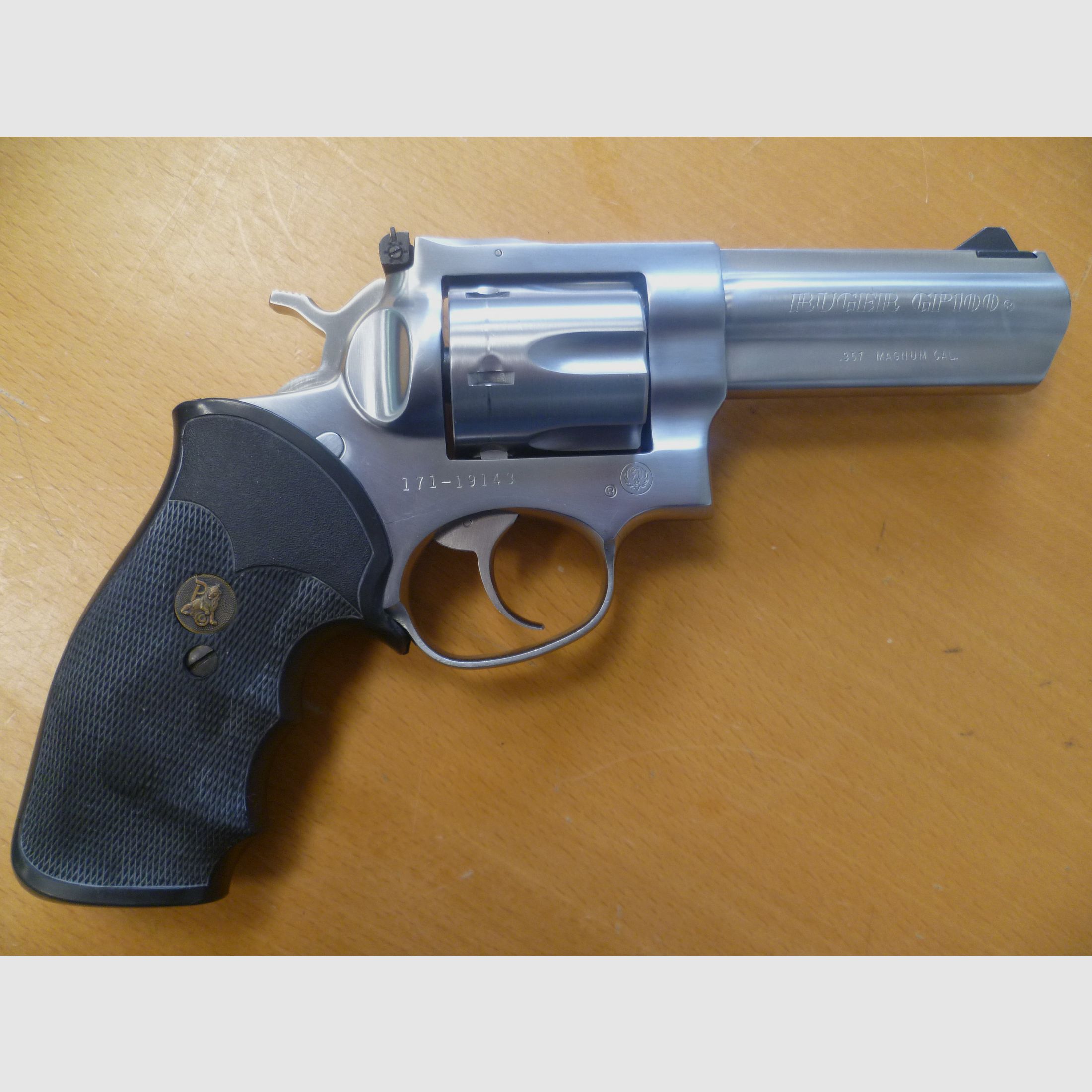 Revolver Ruger GP 100 .357 Magnum