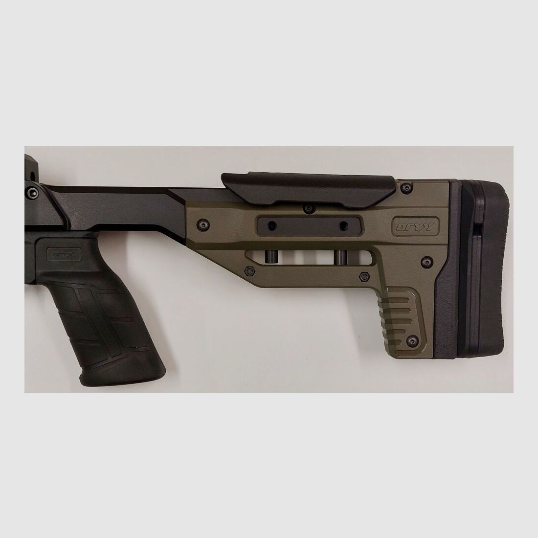 Schwaben Arms GmbH - Novità - SAR 10/22 MATCH fucile semiautomatico, calibro .22L.R., con canna bull e calcio MDT ORYX