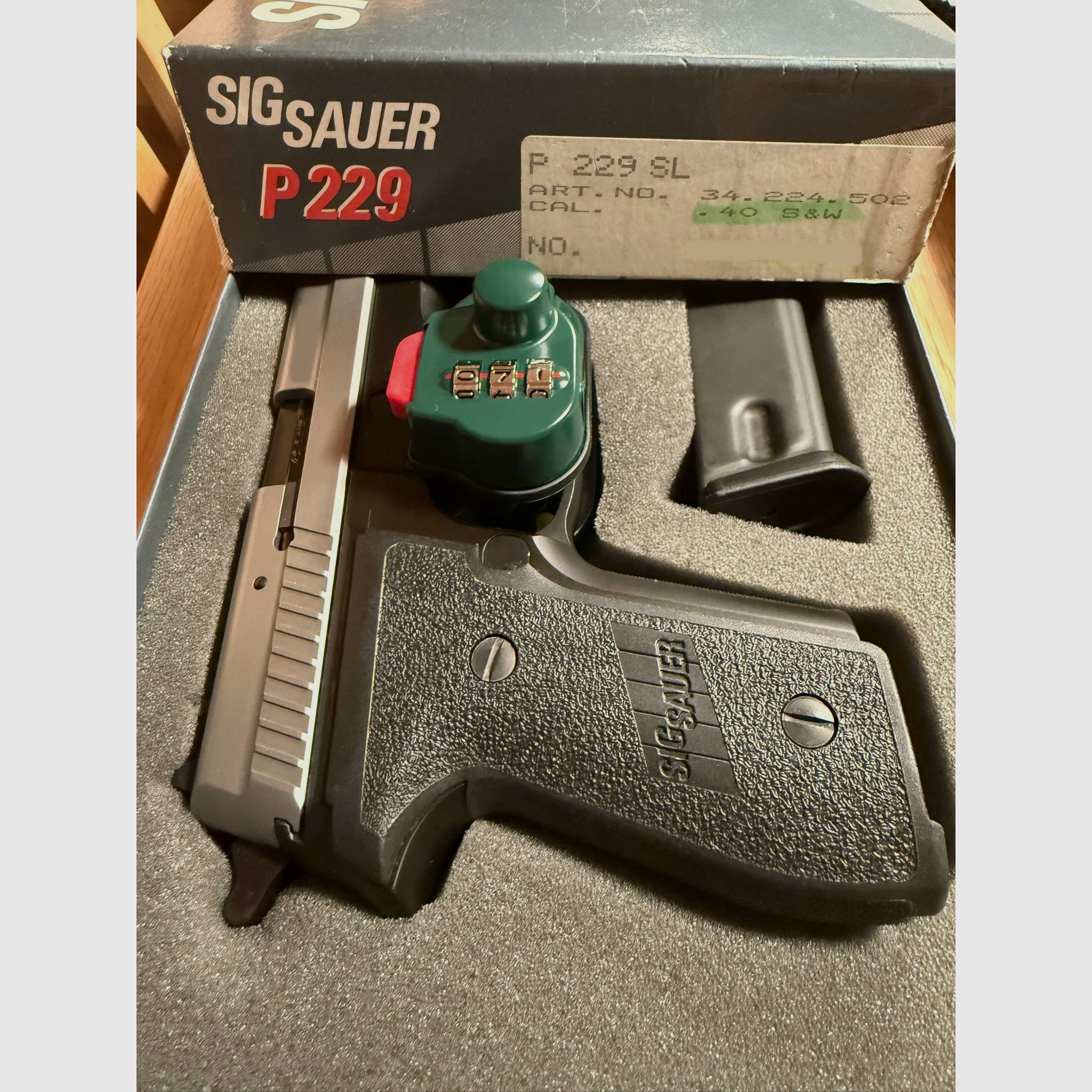 SIG SAUER P229 40S&W