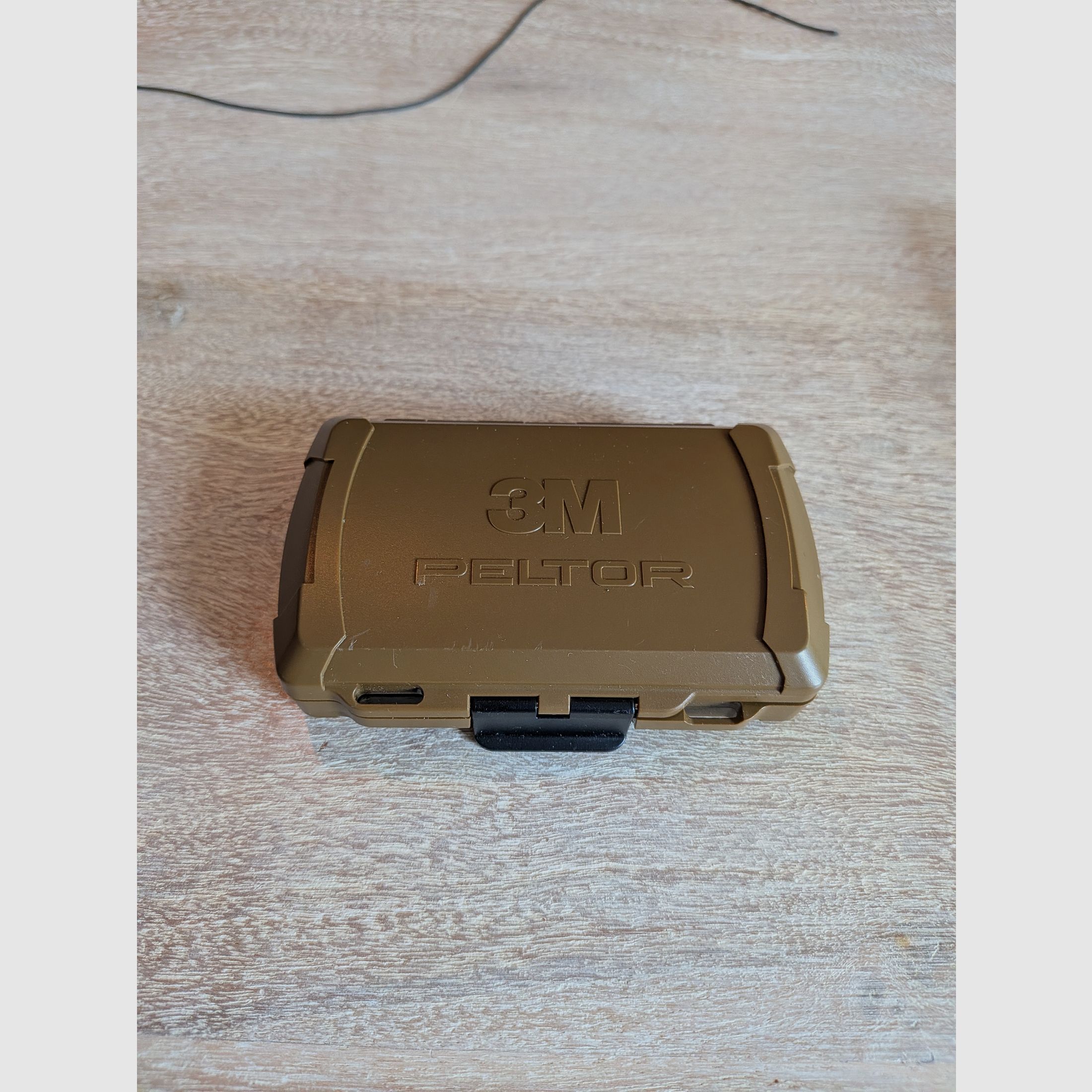 3M™ PELTOR™ Elektronische Gehörschutzstöpsel, braun, TEP-300 EU CY