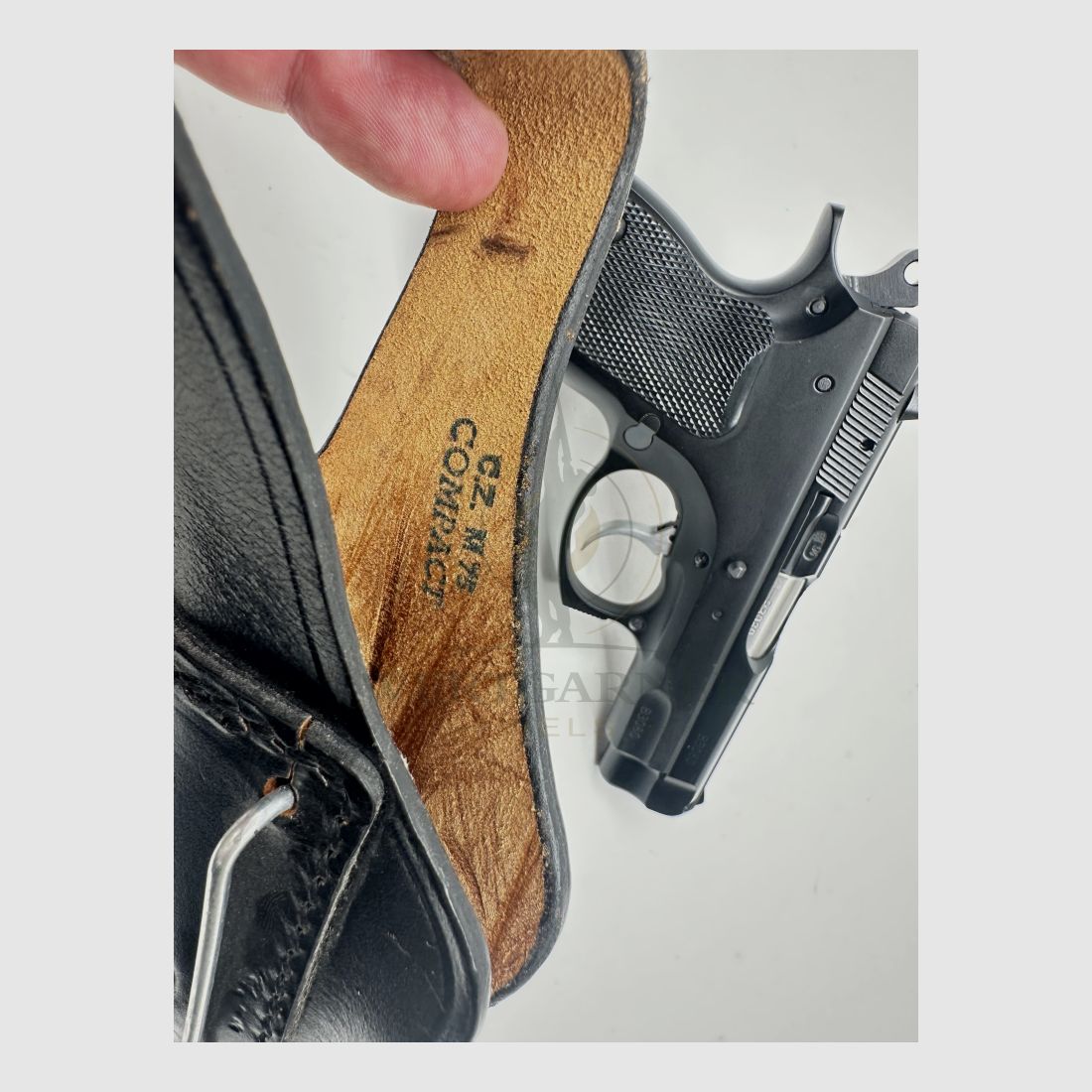 CZ 75 Compact Kal. 9mm Luger mit Holster, Bild 4 von 9