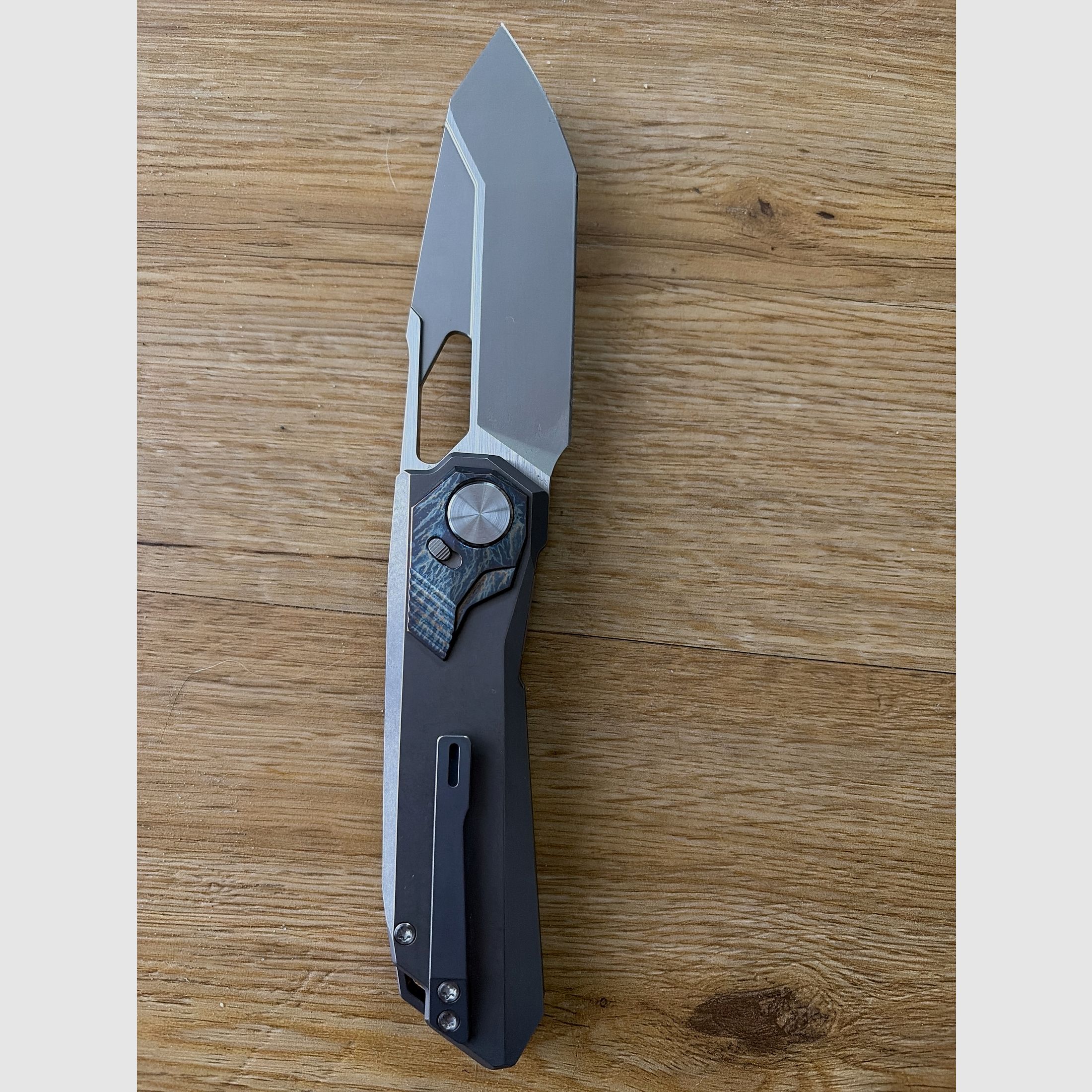 Remette Peregrine Falcon
