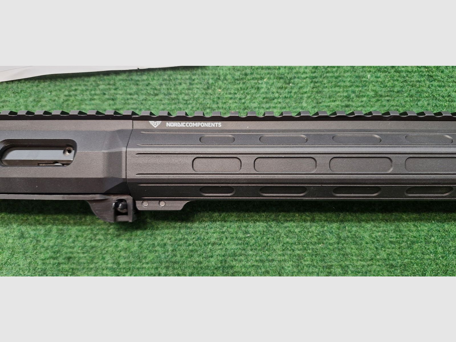 Vends Nordic Components 22RB upper interchange system for AR15, caliber .22lr, like new