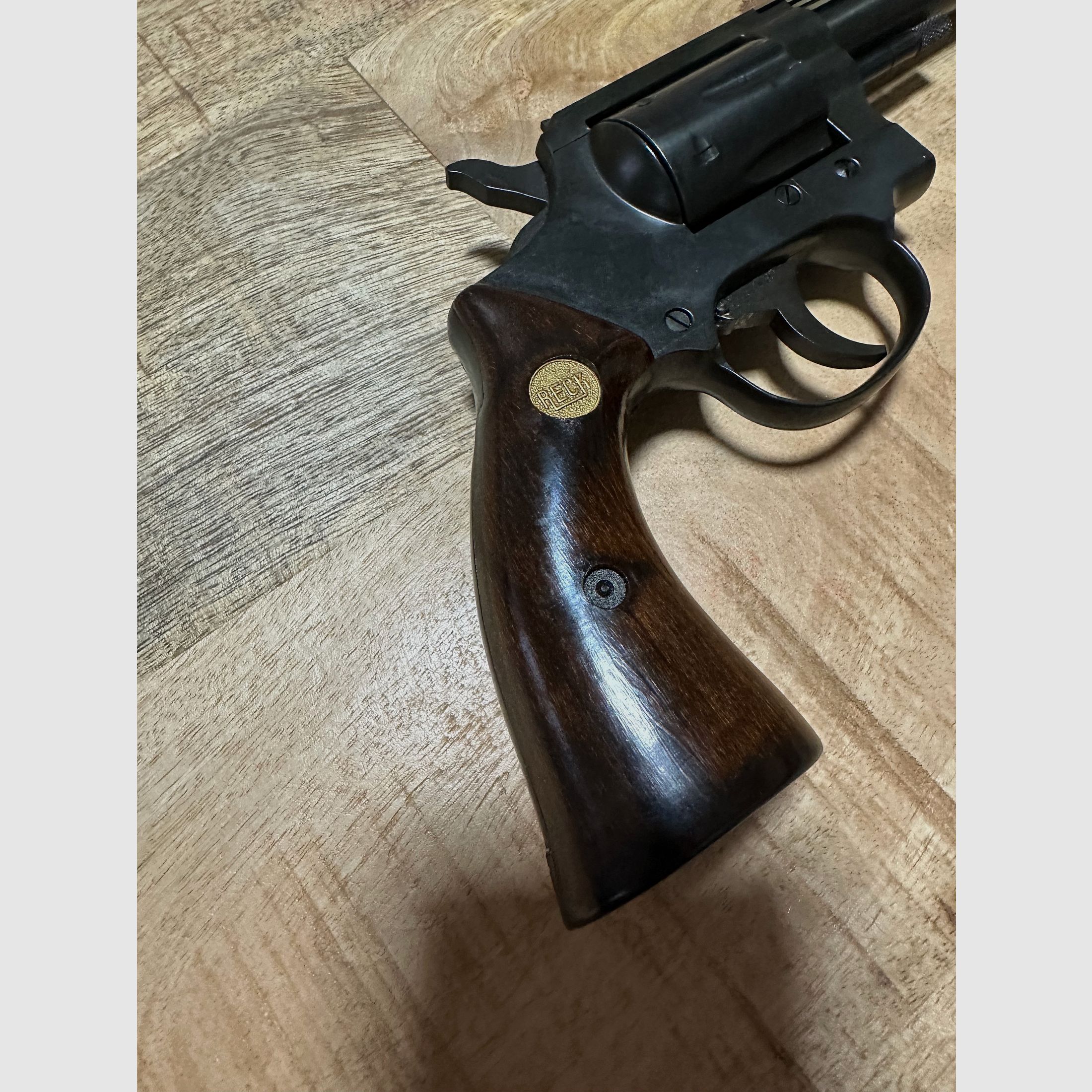 Revólver Reck Wildcat Modelo Tiger cal.380 Knall