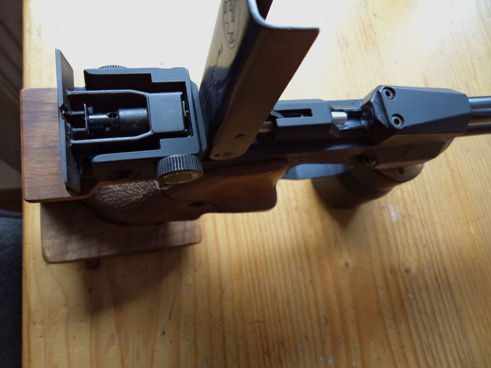 CO2 pistol - C25 FWB
