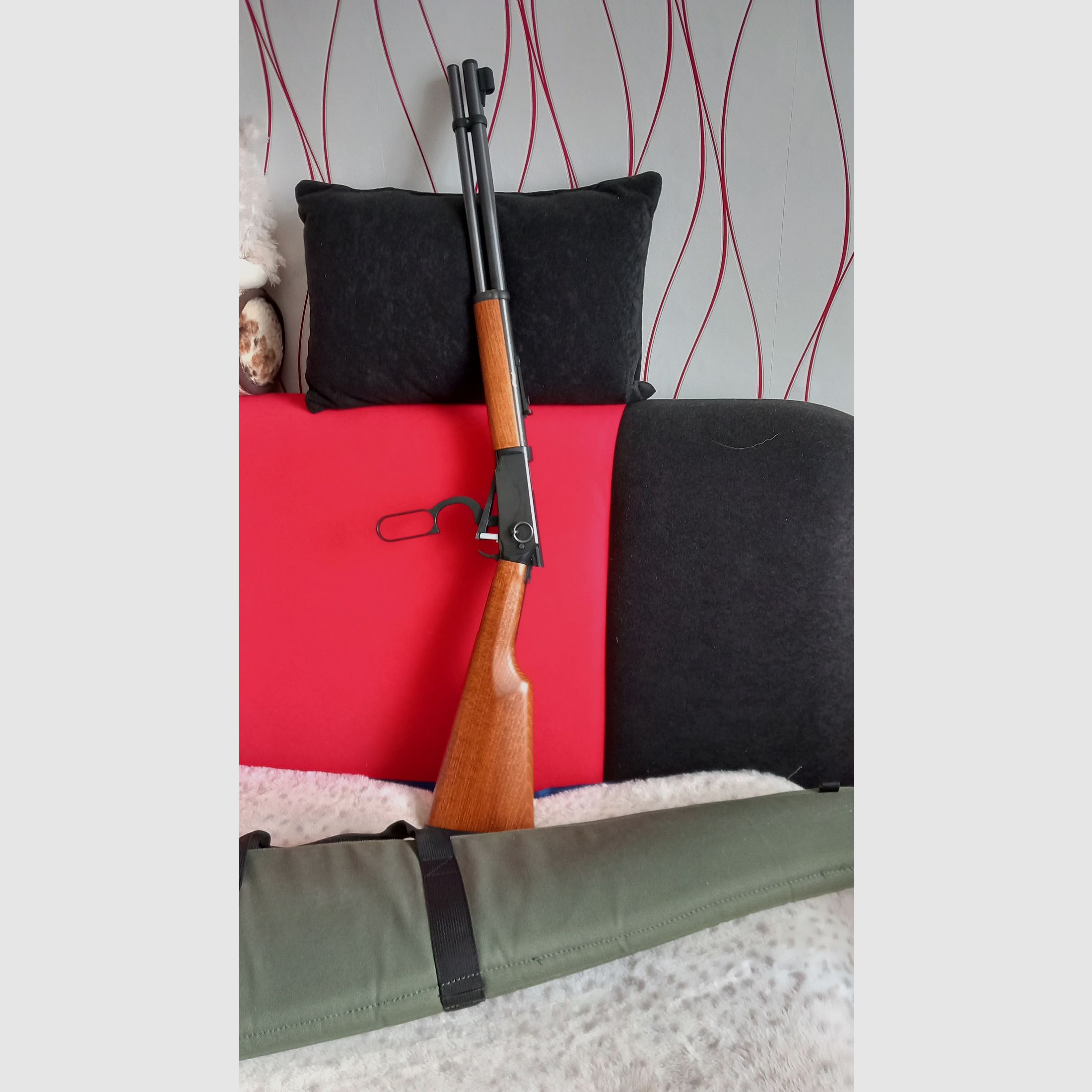 Winchester CO2 air rifle, image 8 of 10