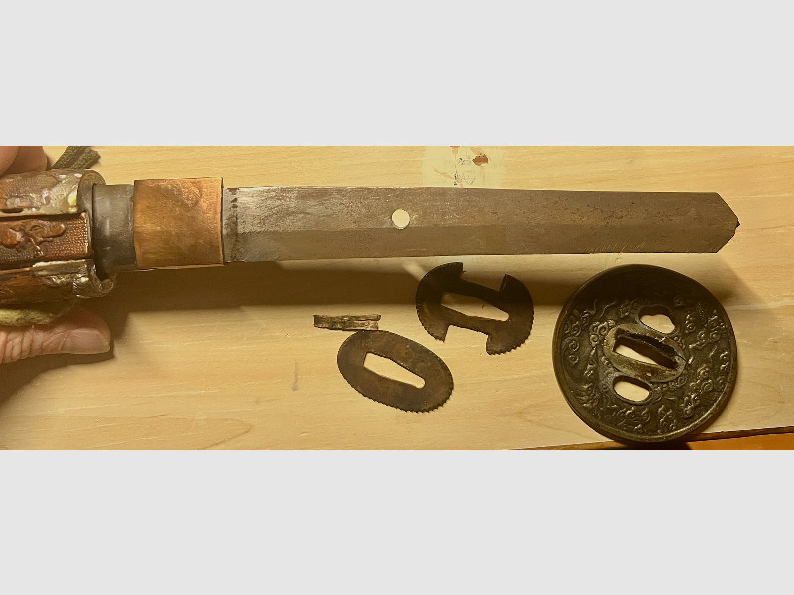 Autentyczny japoński oficerski katana (Shin-guntō Typ 98) z II wojny światowej z podpisanym ostrzem Kanemune., zdjęcie 8 z 9
